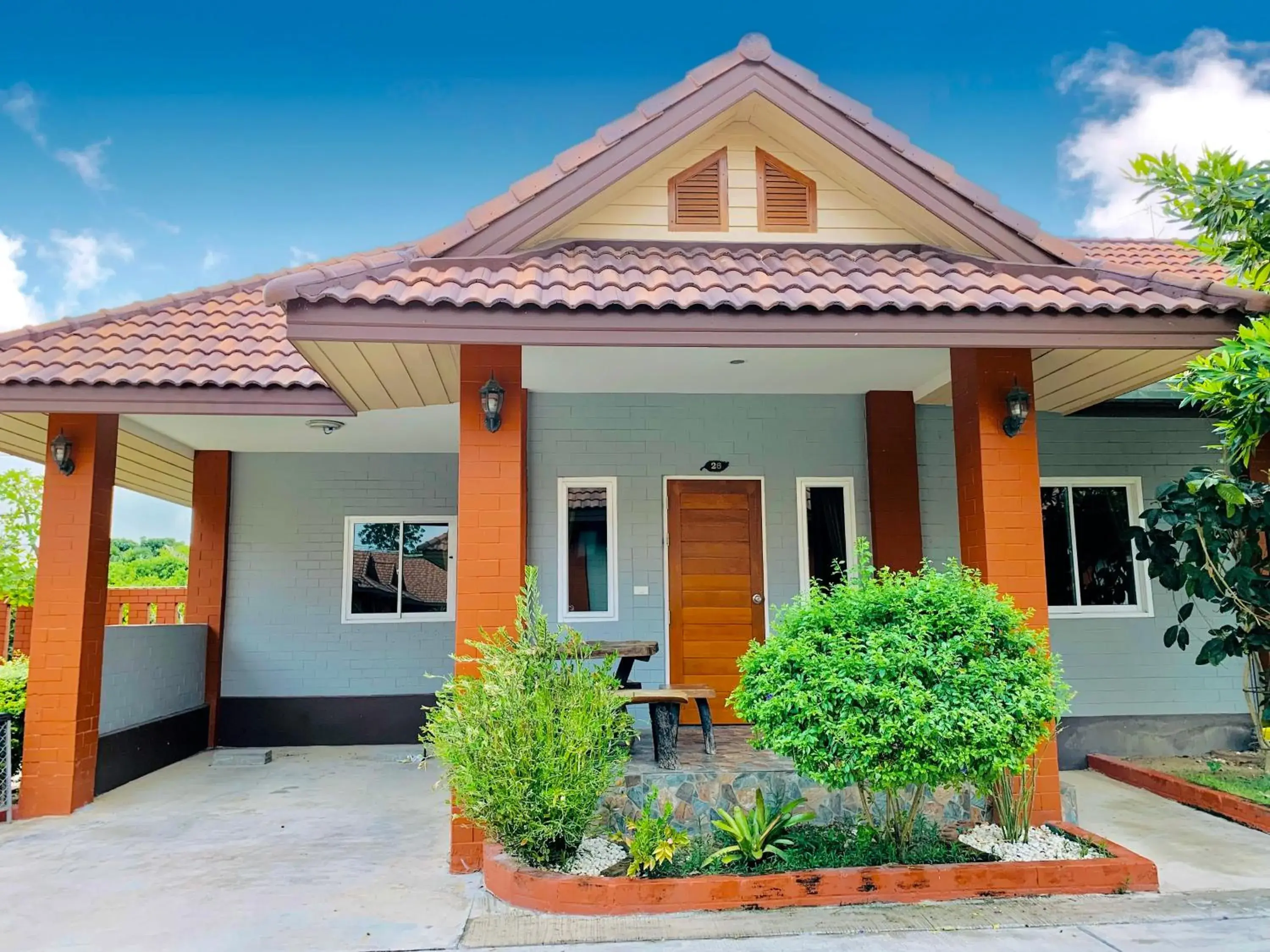 Family Double Room in Benwadee Resort Pattaya Family Double Room in Benwadee Resort Pattaya