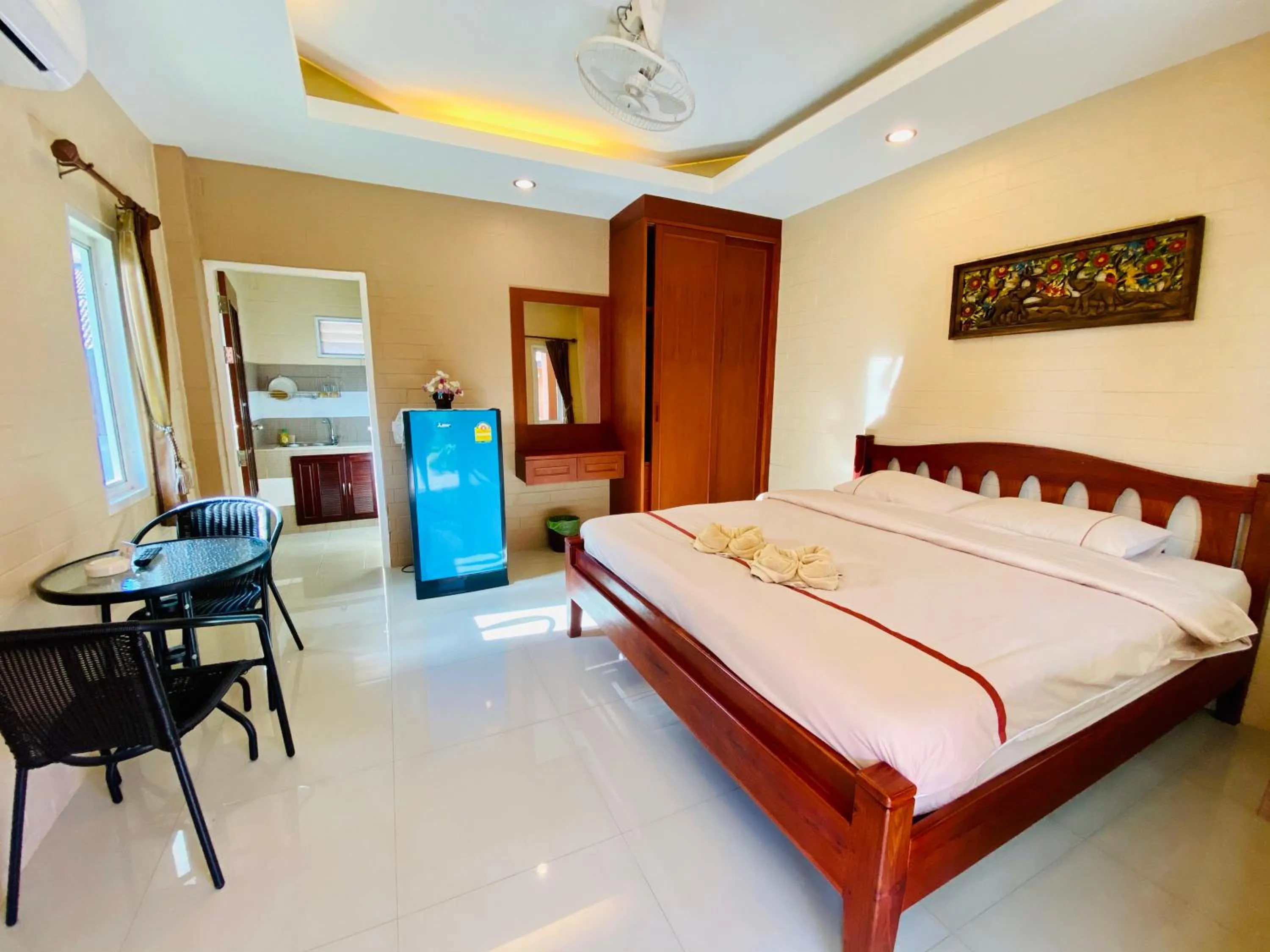 Bed in Benwadee Resort Pattaya
