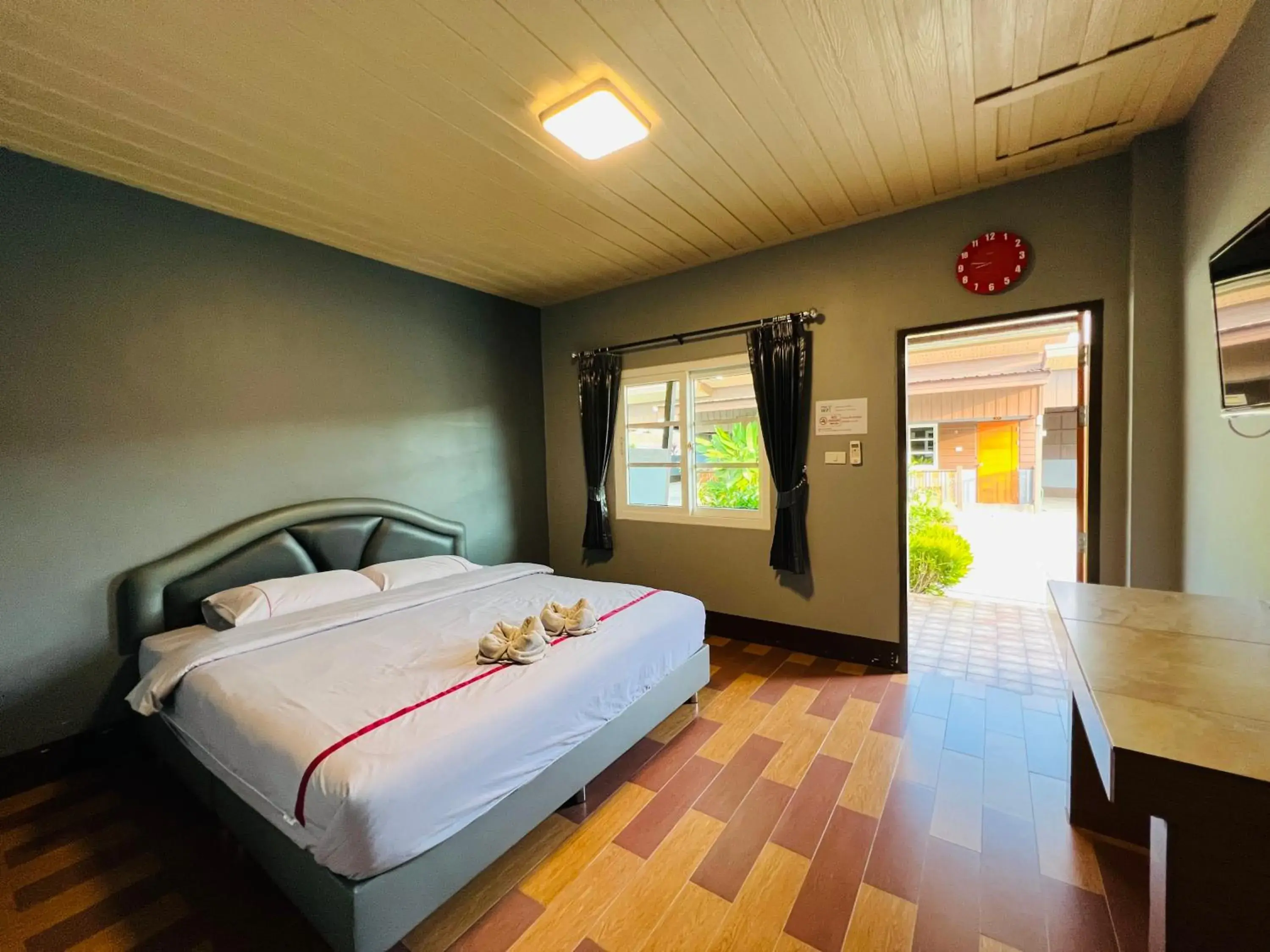 Bed in Benwadee Resort Pattaya Bed in Benwadee Resort Pattaya