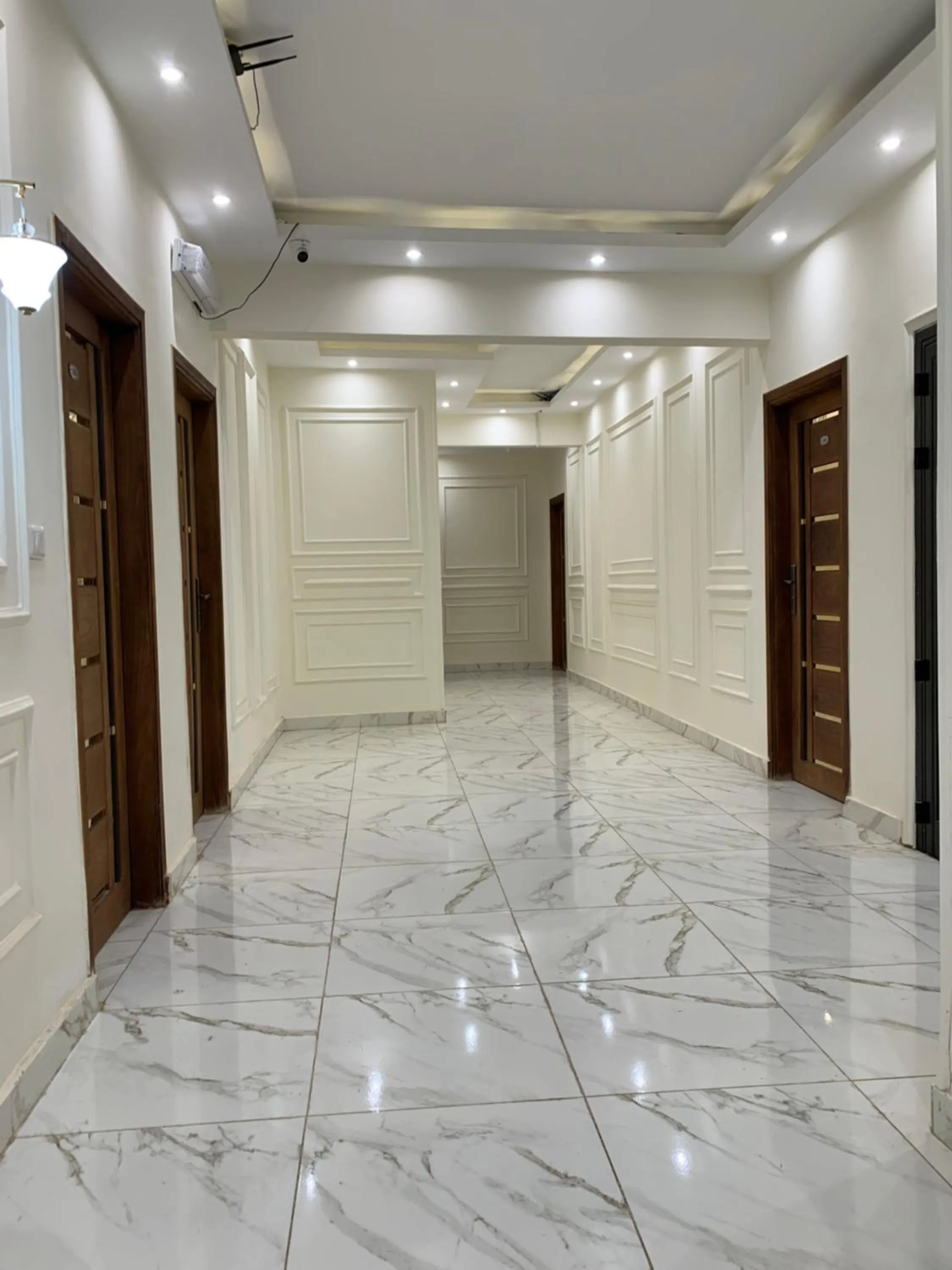 PR Family pyramids inn