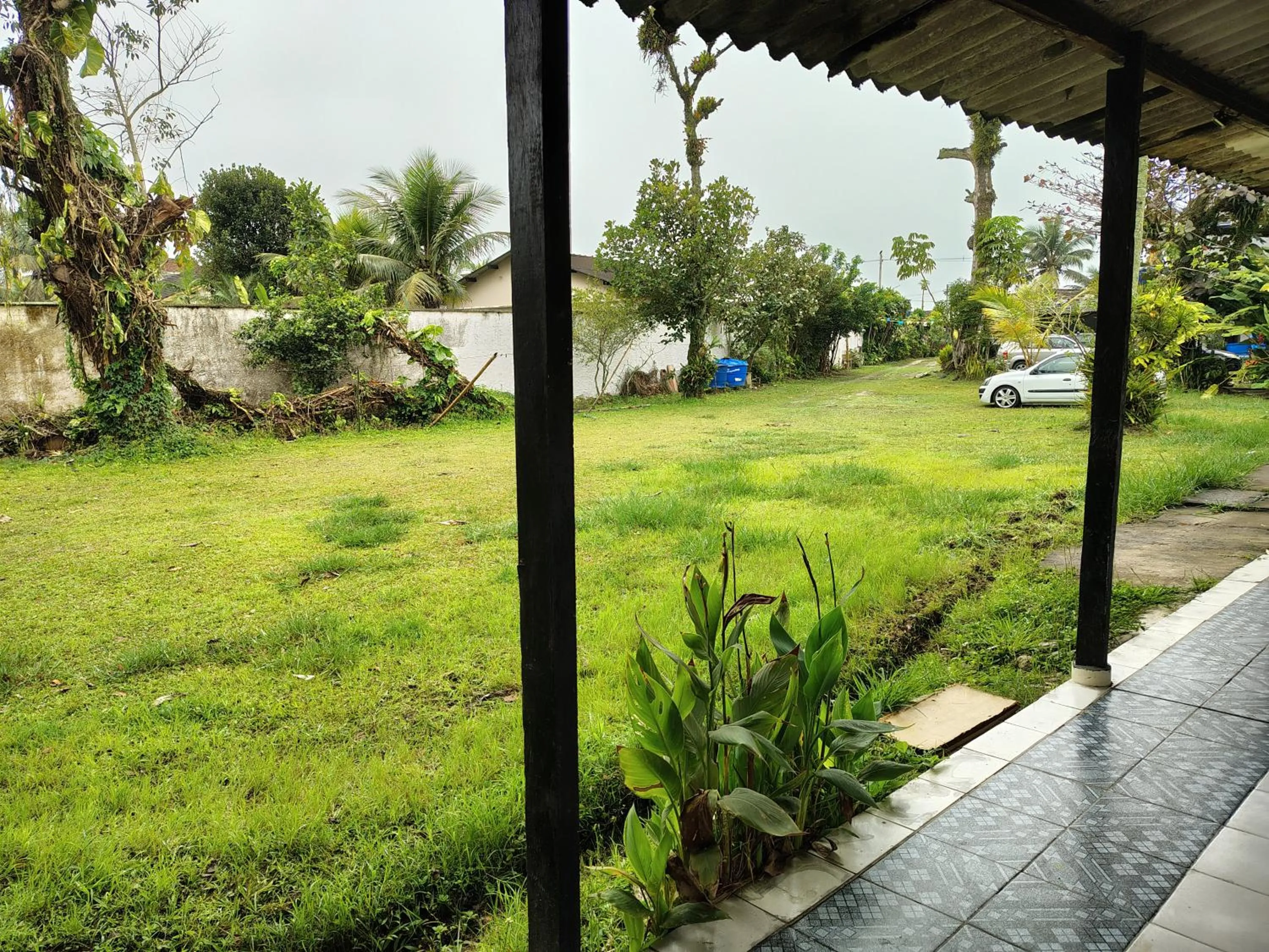 Parking in Pousada Lambaris Pereque Guarujá