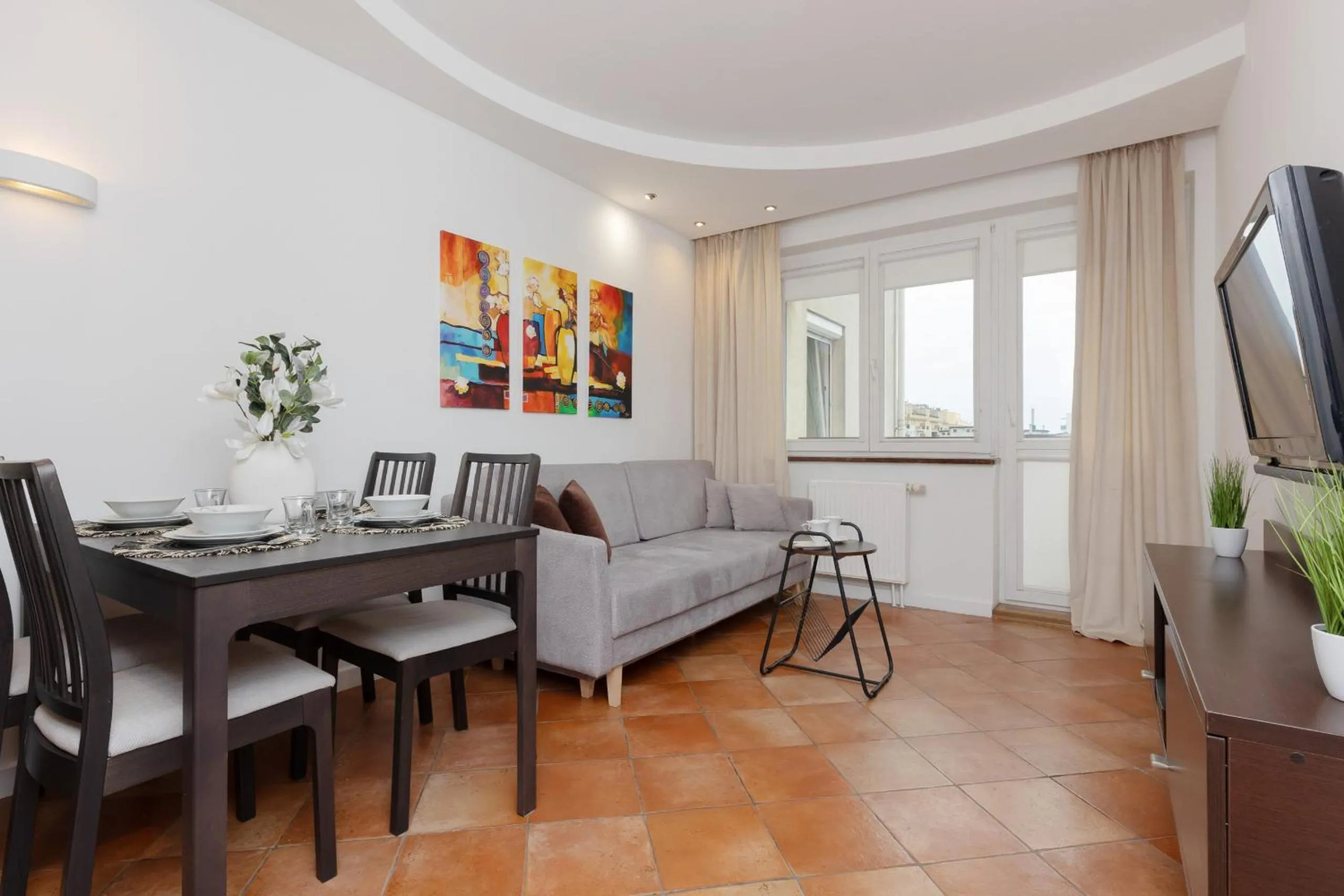 Cozy Apartment with Parking in Warsaw Ursus by Noclegi Renters