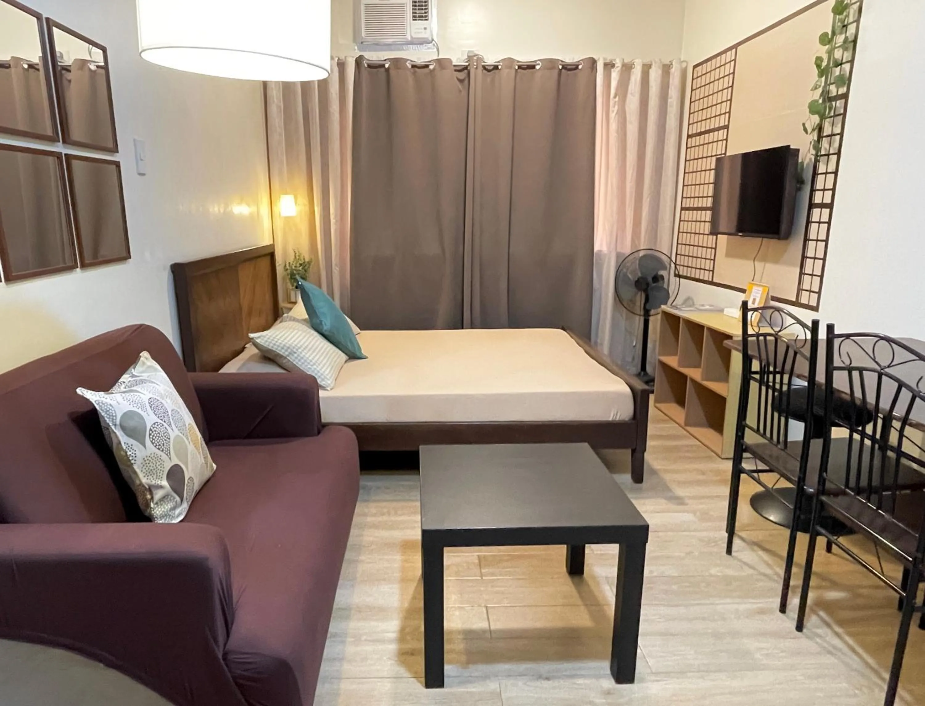 Bea’s Transient (Condo Studio Room for 2!)