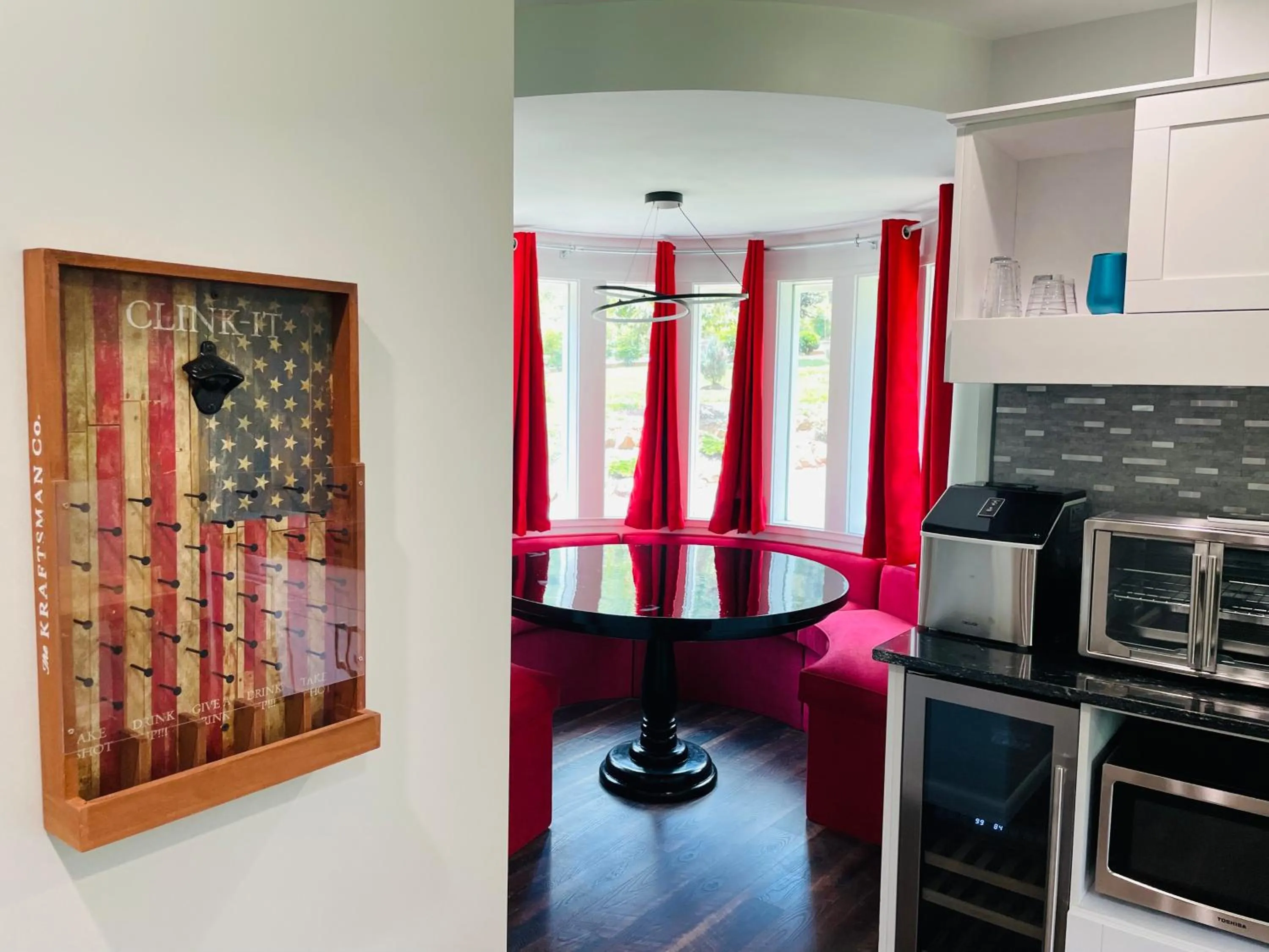 Dining area in Sonsak - Unit 1