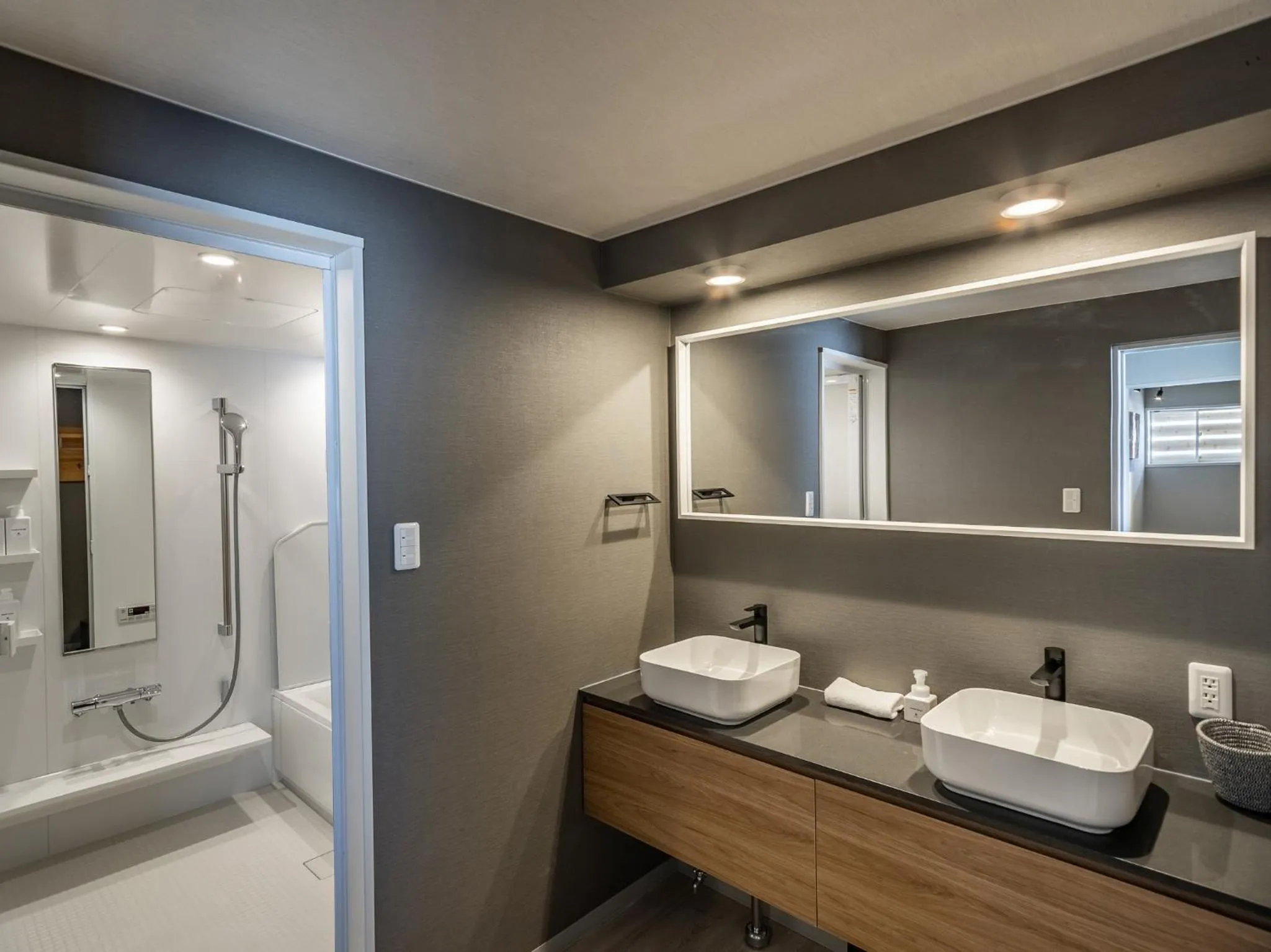 Toilet in Shousugi Chalet by Elite Havens