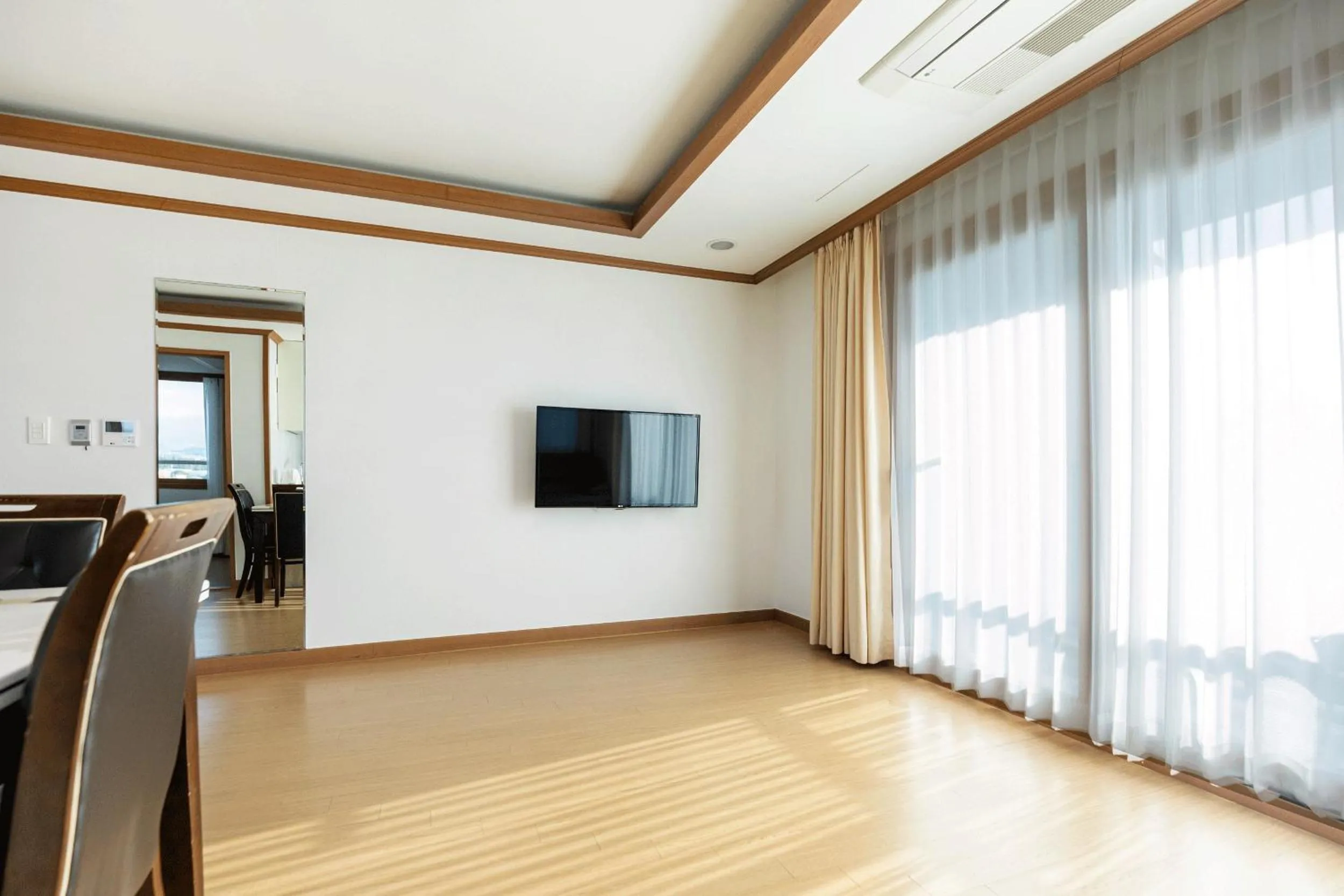 TV and multimedia in The Bay Jeju Resort