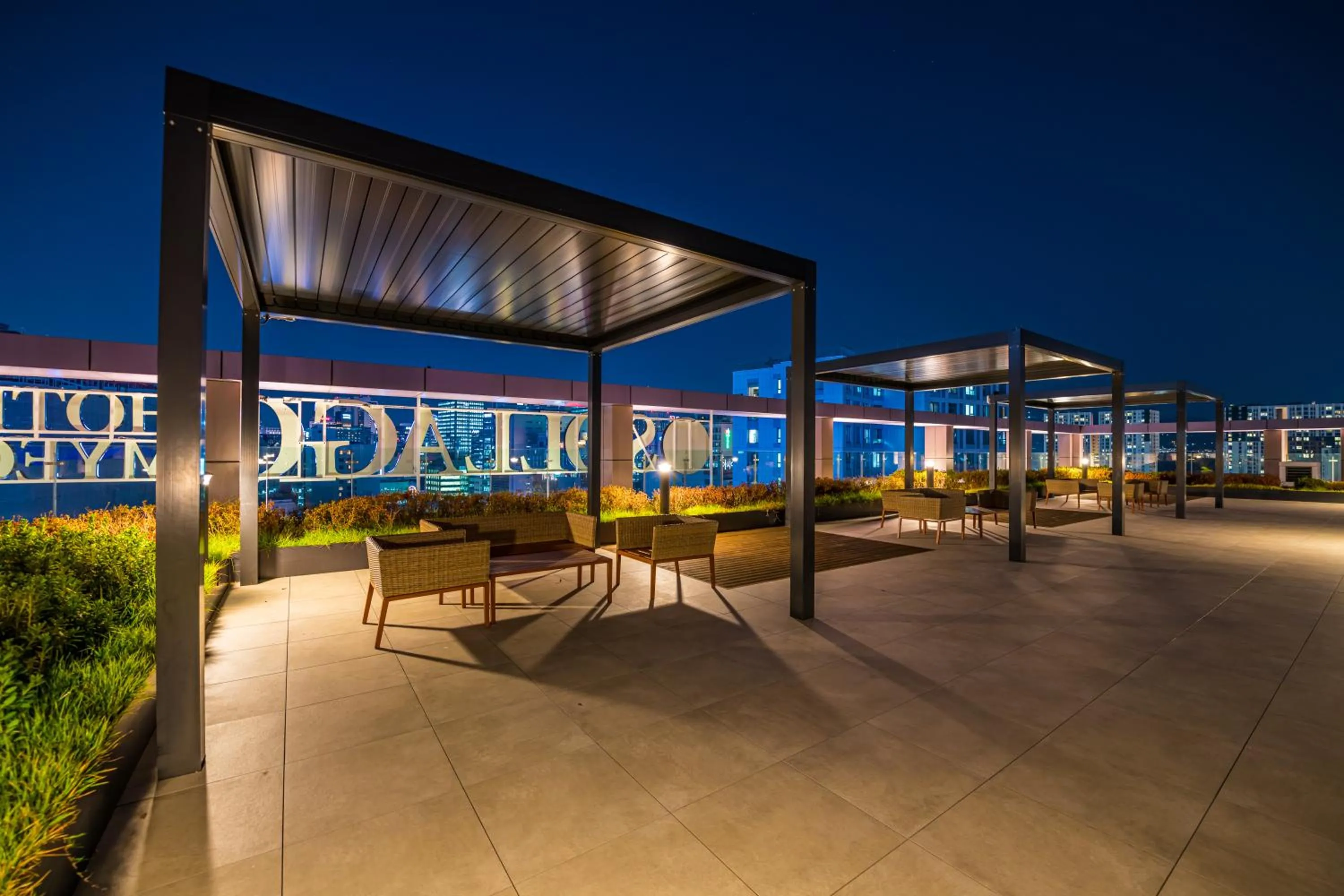 Garden in Sollago Myeongdong Hotel & Residence