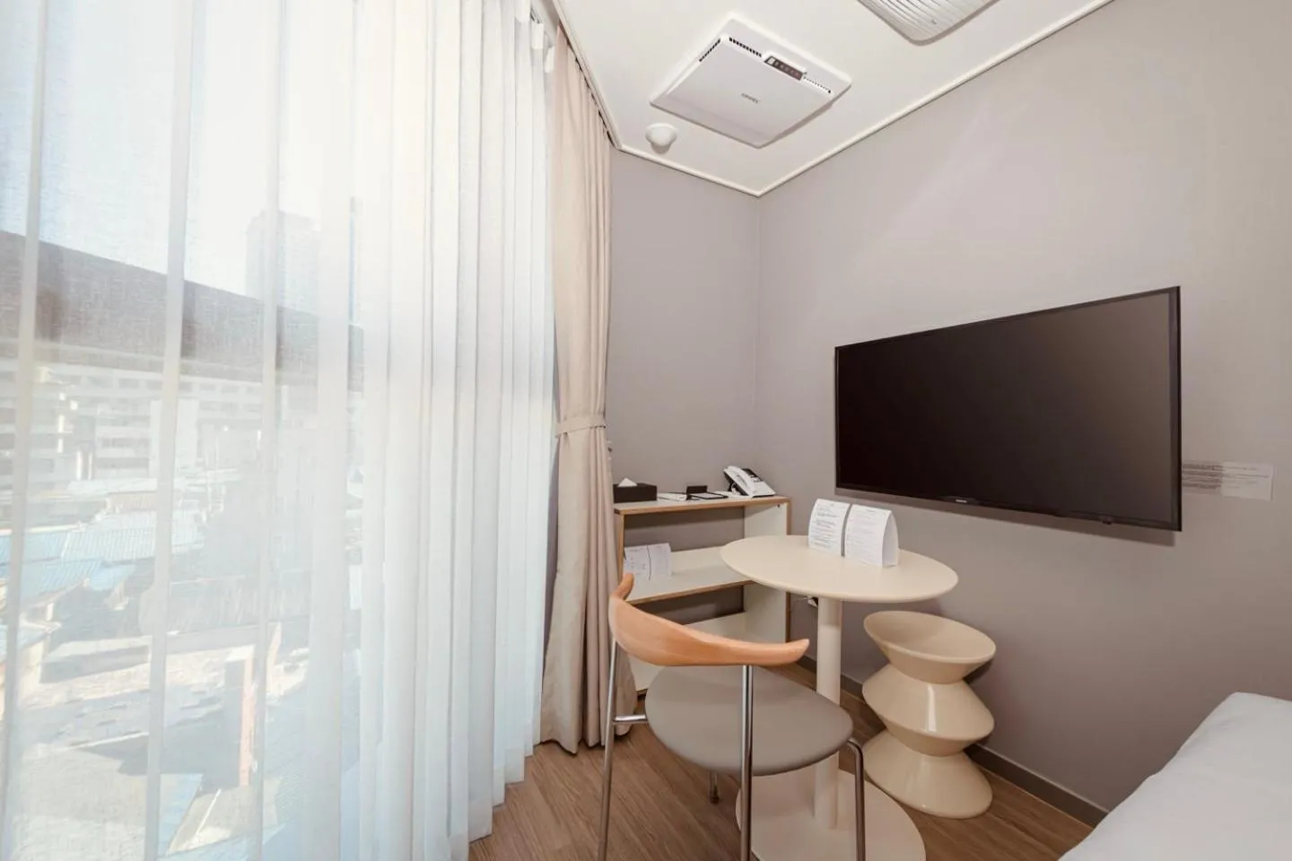 hair dresser in Sollago Myeongdong Hotel & Residence