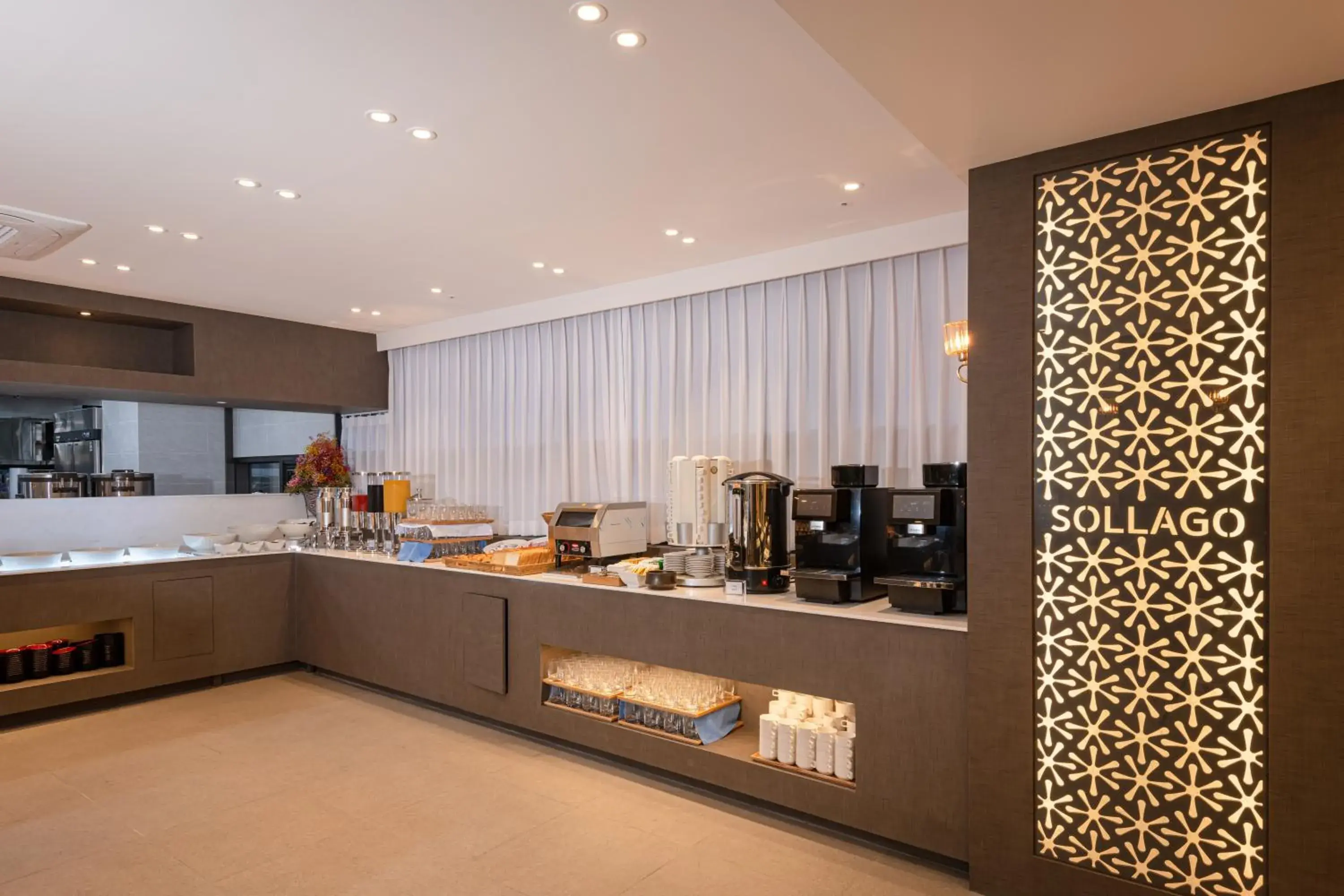 Restaurant/places to eat in Sollago Myeongdong Hotel & Residence Restaurant/places to eat in Sollago Myeongdong Hotel & Residence