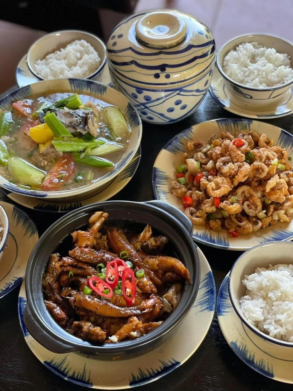 Food and drinks in The Ruong Resort