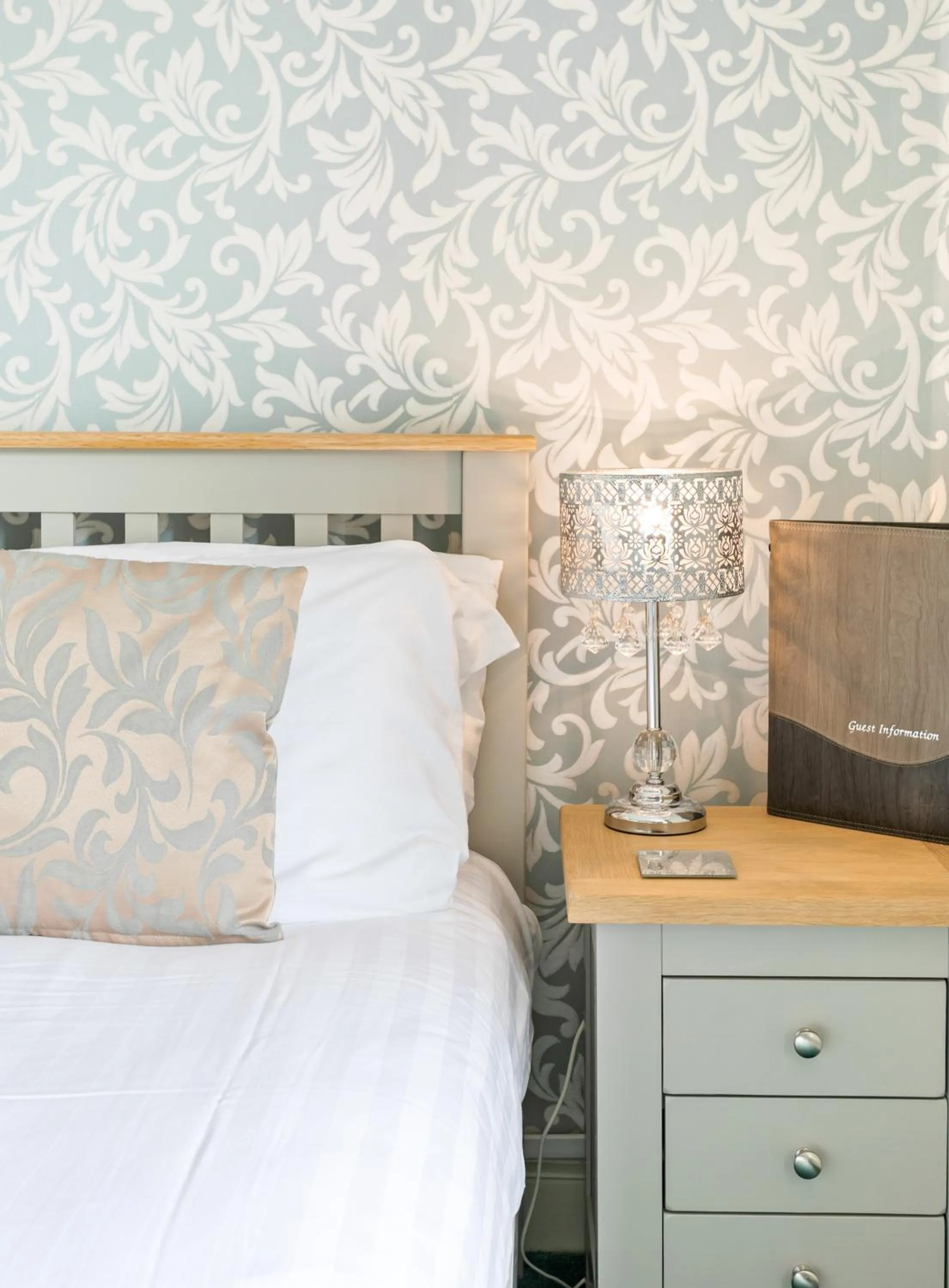 Bed in Mount Edgcombe