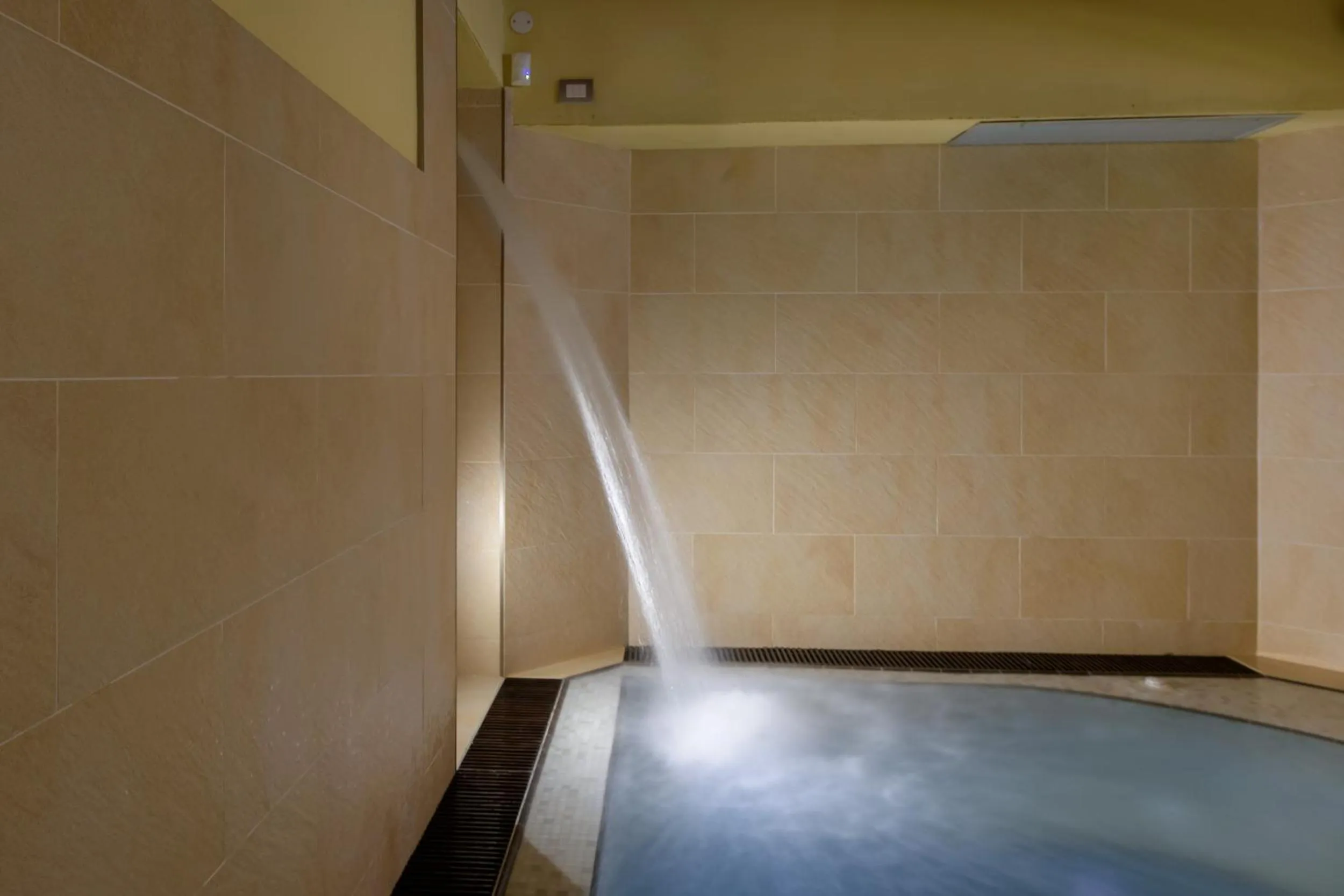 Hot Tub in Residenza Porta Volta