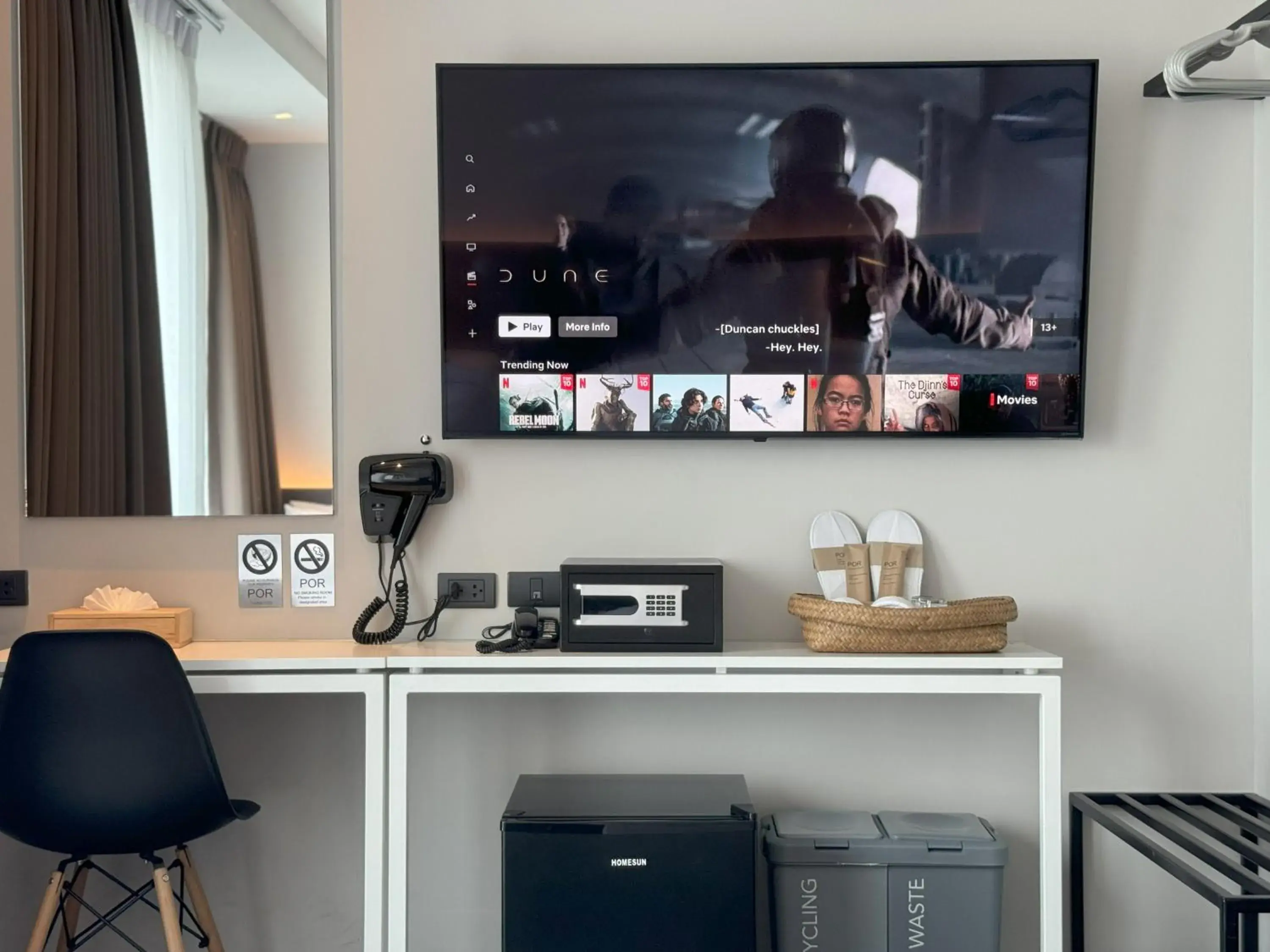 Twin Room in POR Arak Twin Room in POR Arak