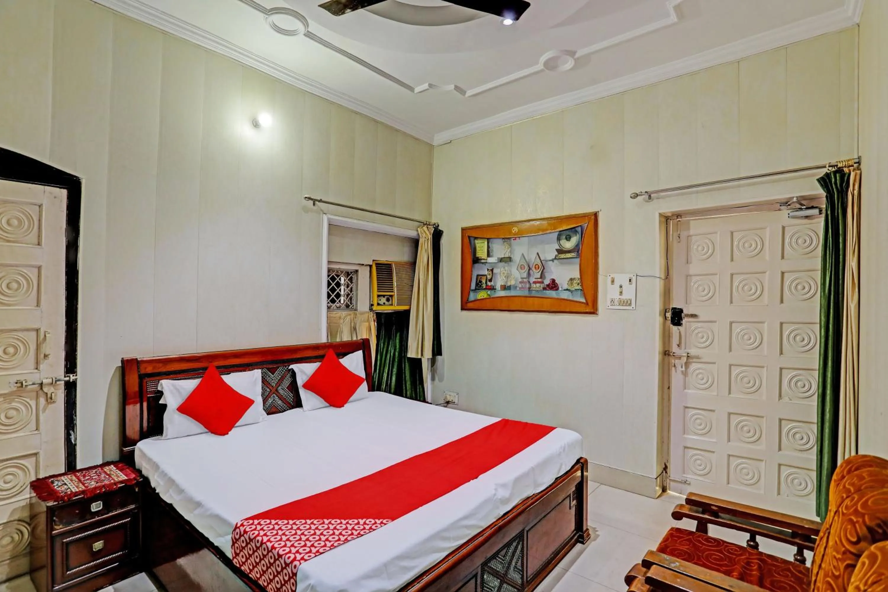 Bedroom, Bed in OYO Flagship Rathour Palace
