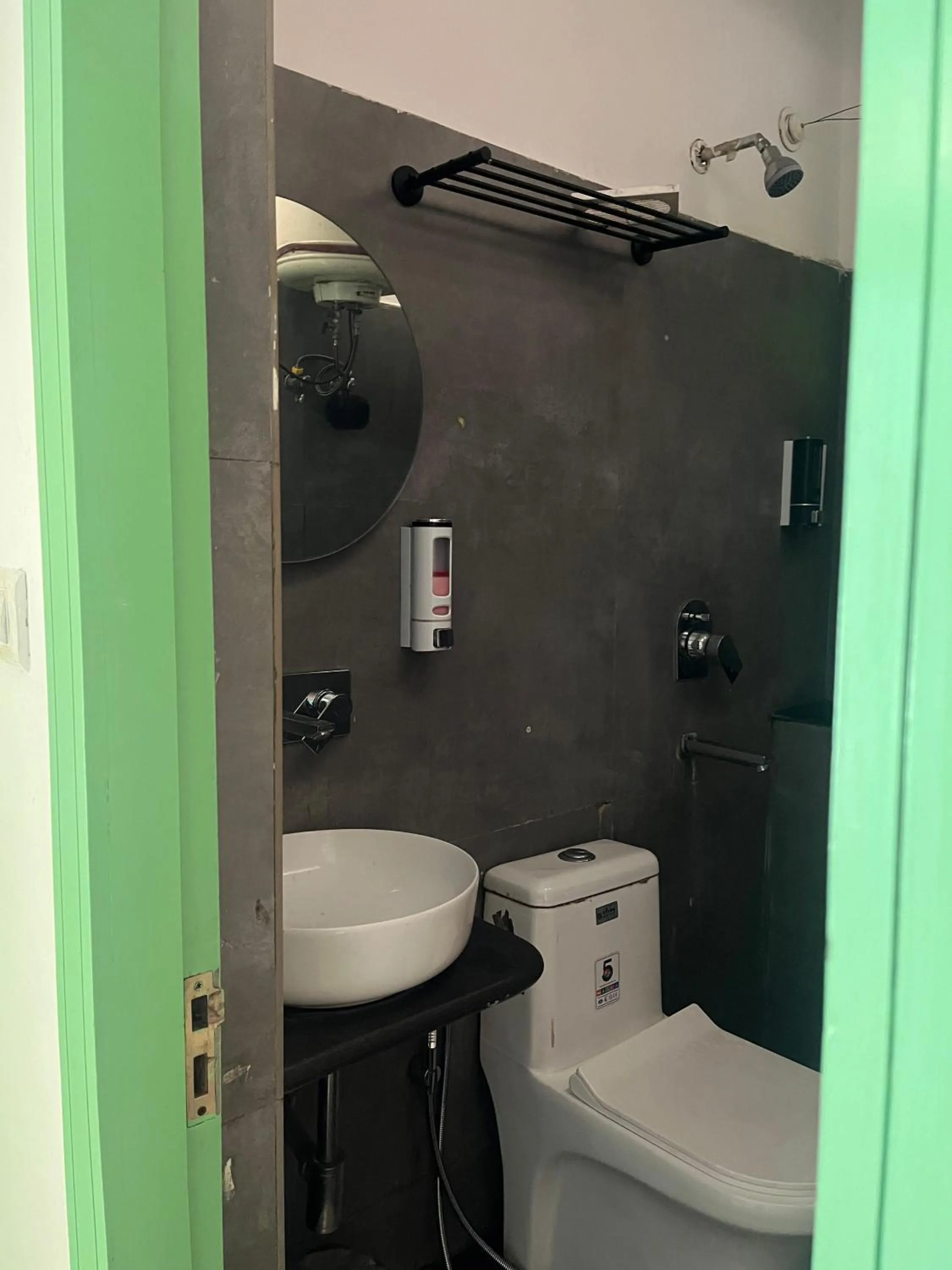 bunk bed in Joey's By The Ganges