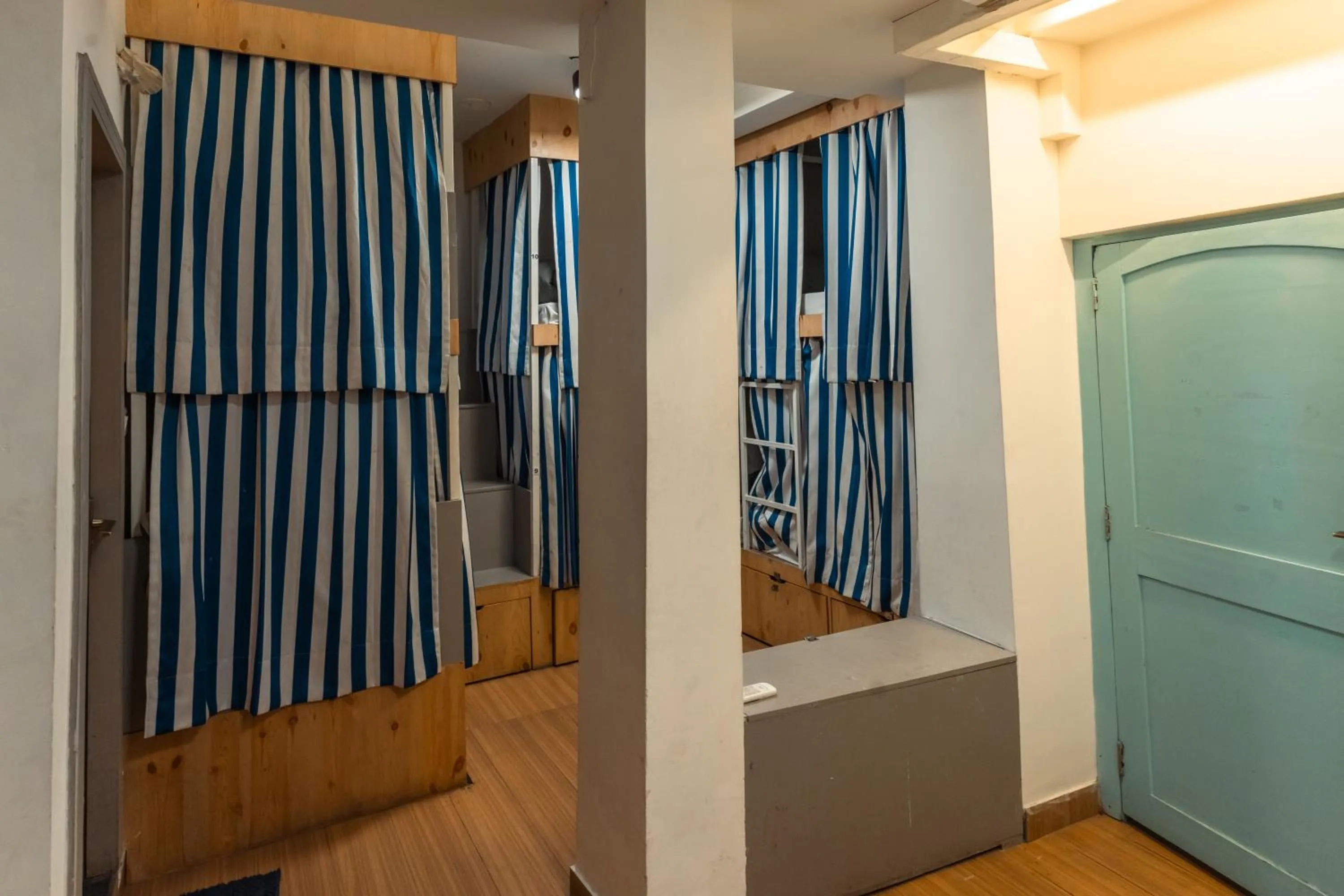 Joey's By The Ganges