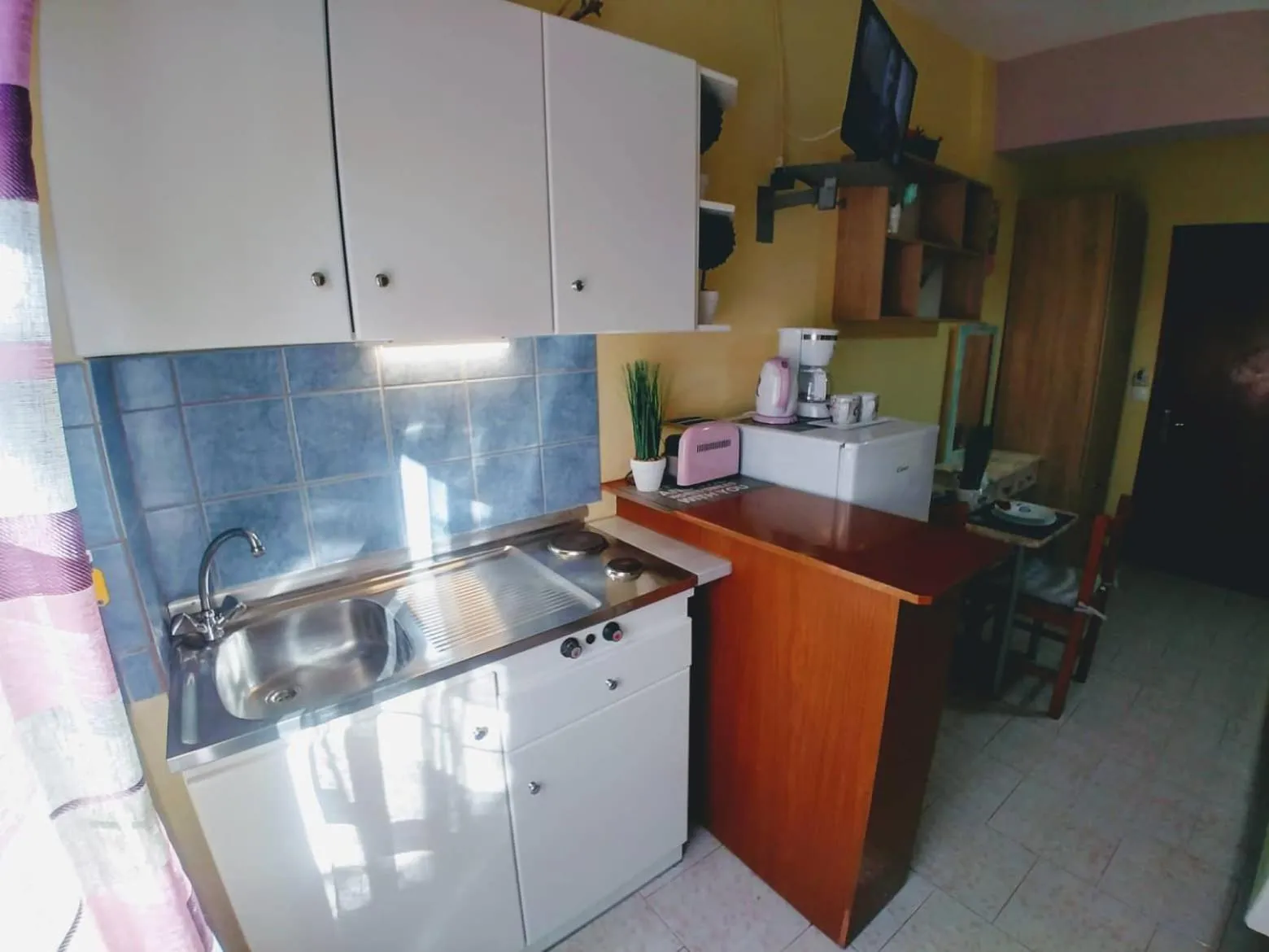Kitchen or kitchenette in Villa Dream Garden