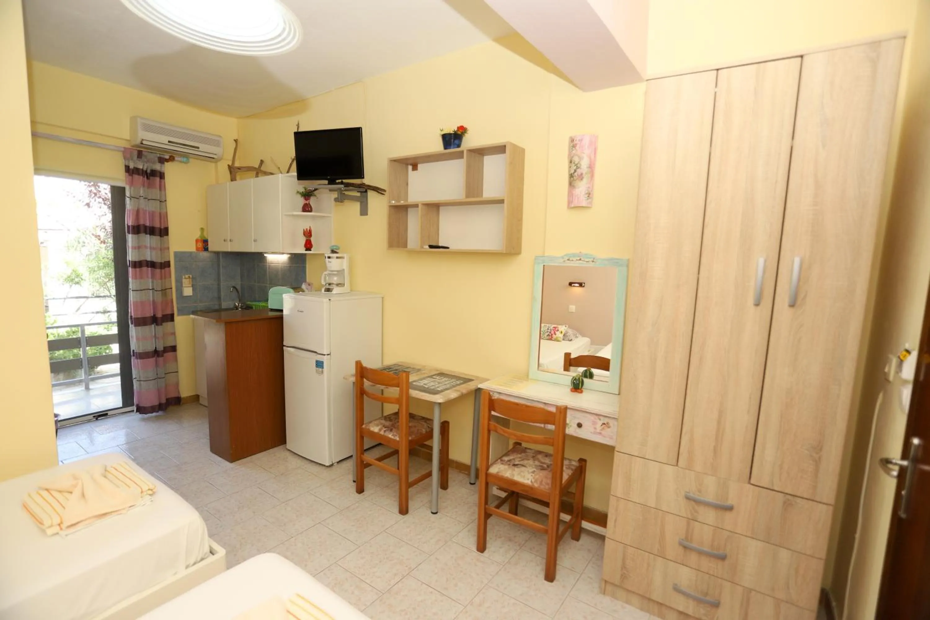 Photo of the whole room, Bed in Villa Dream Garden