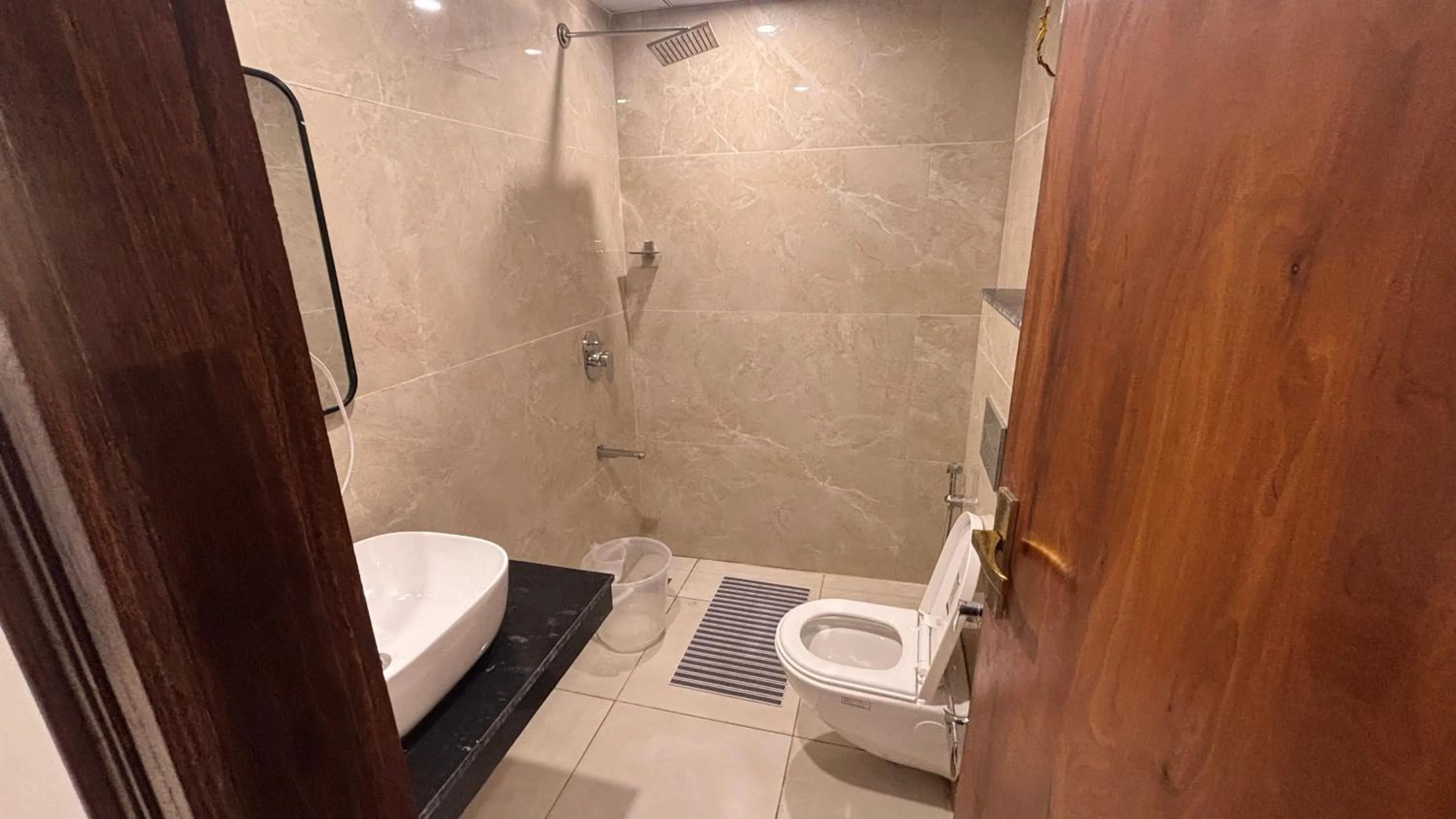 Shalom Backpackers Mussoorie