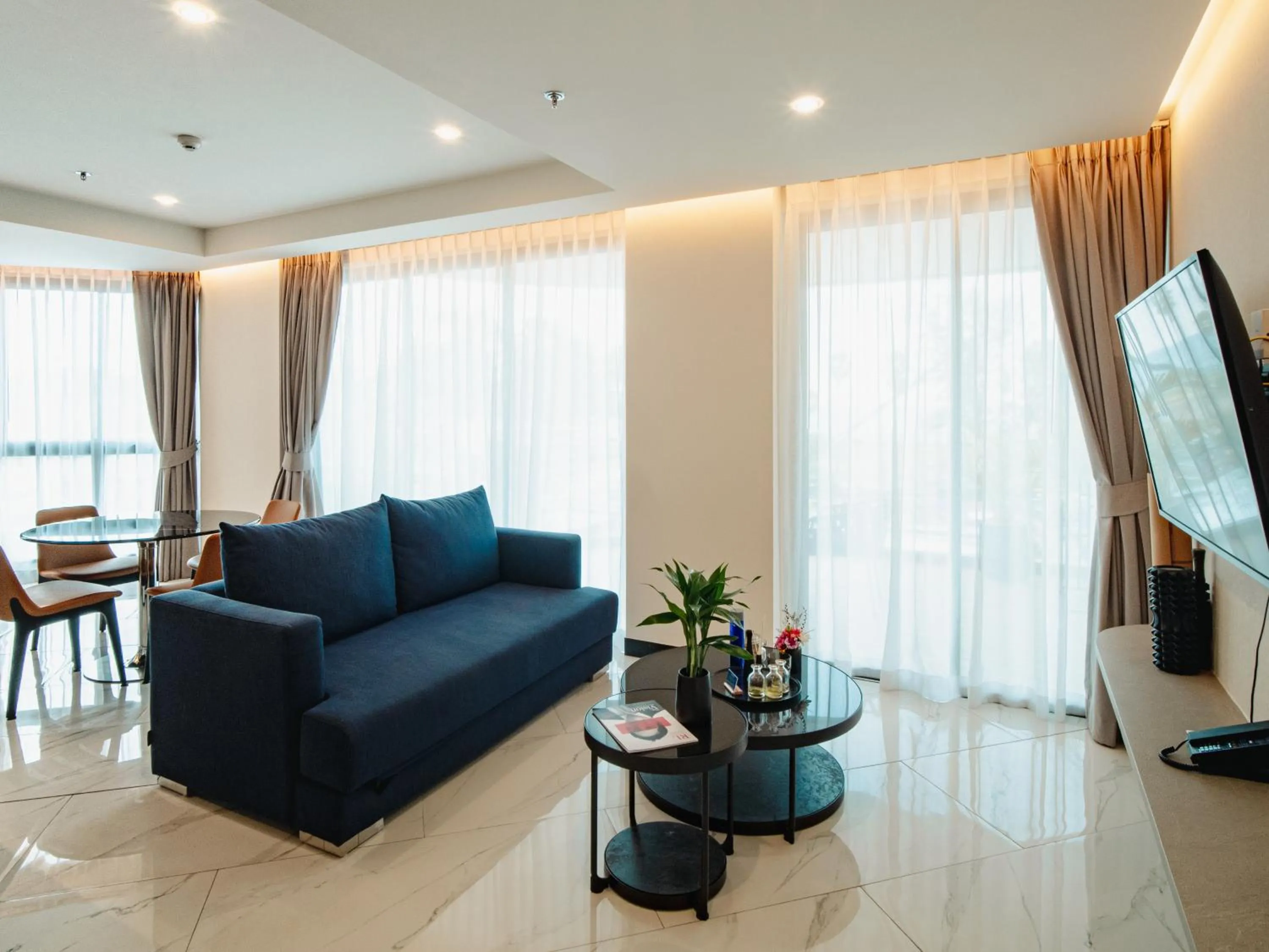 Communal lounge/ TV room in Sole Mio Boutique Hotel and Wellness - Adults Only