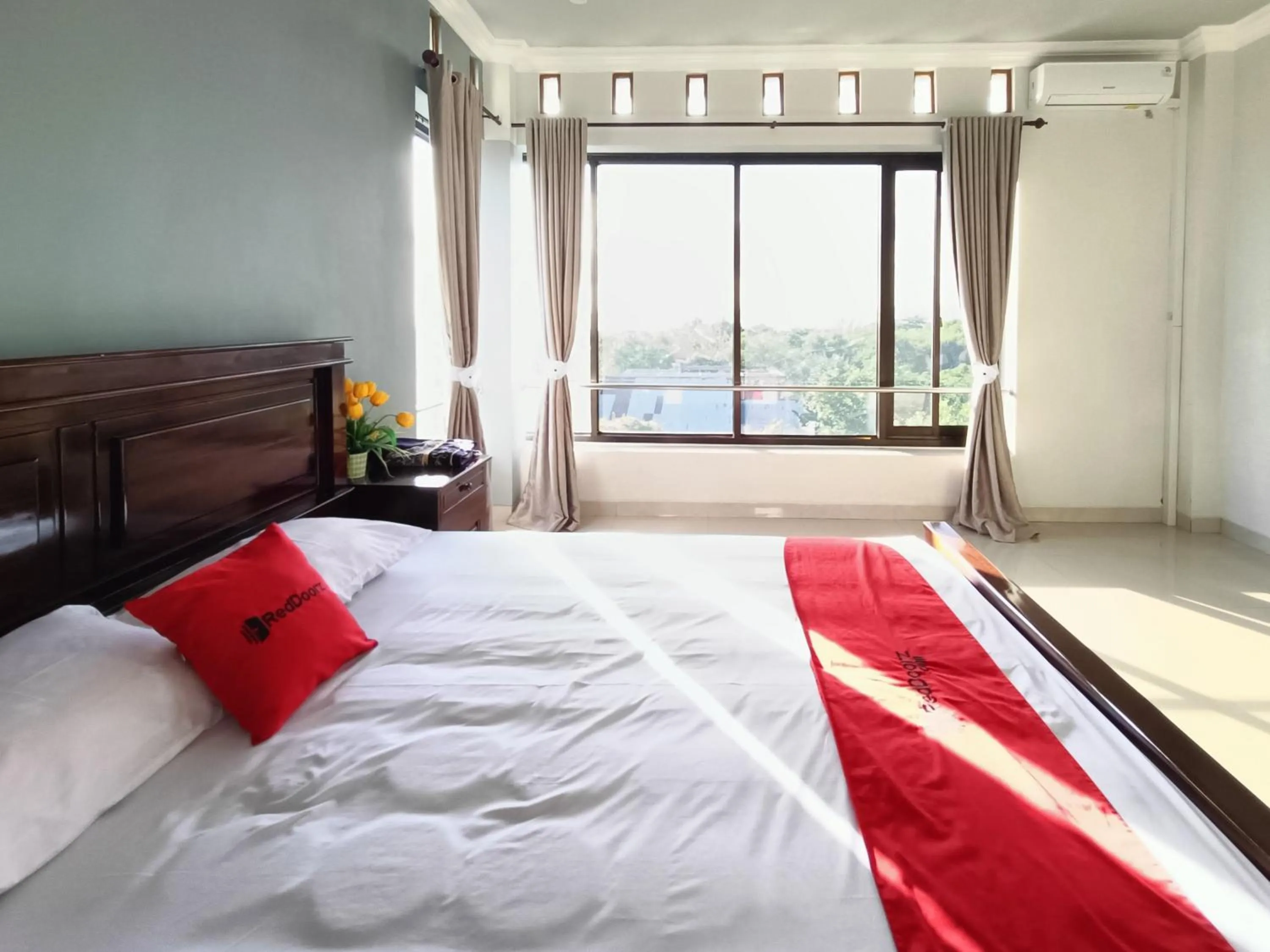 Bed in RedDoorz @ Green Homestay Syariah Baubau