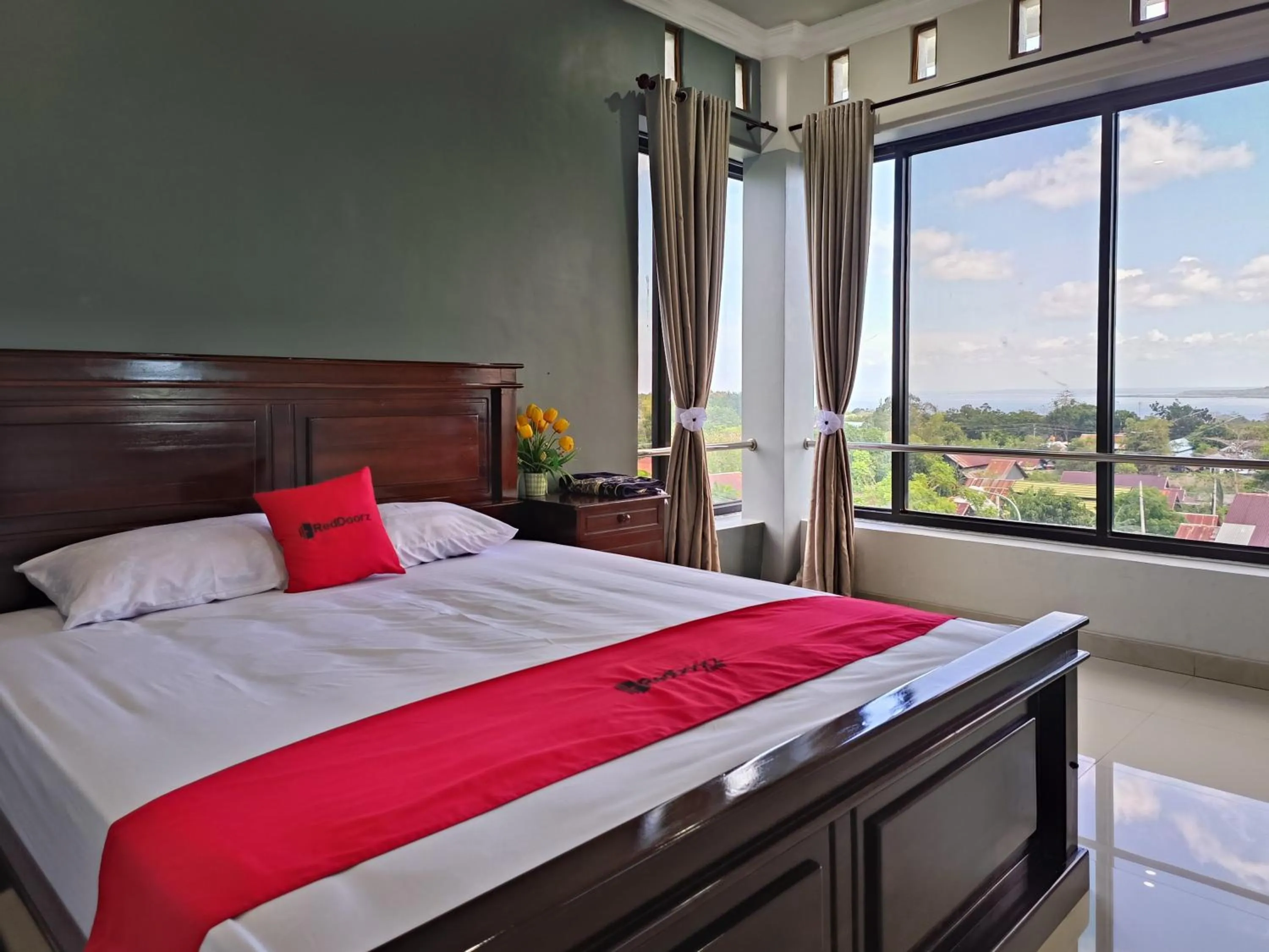 Bed in RedDoorz @ Green Homestay Syariah Baubau