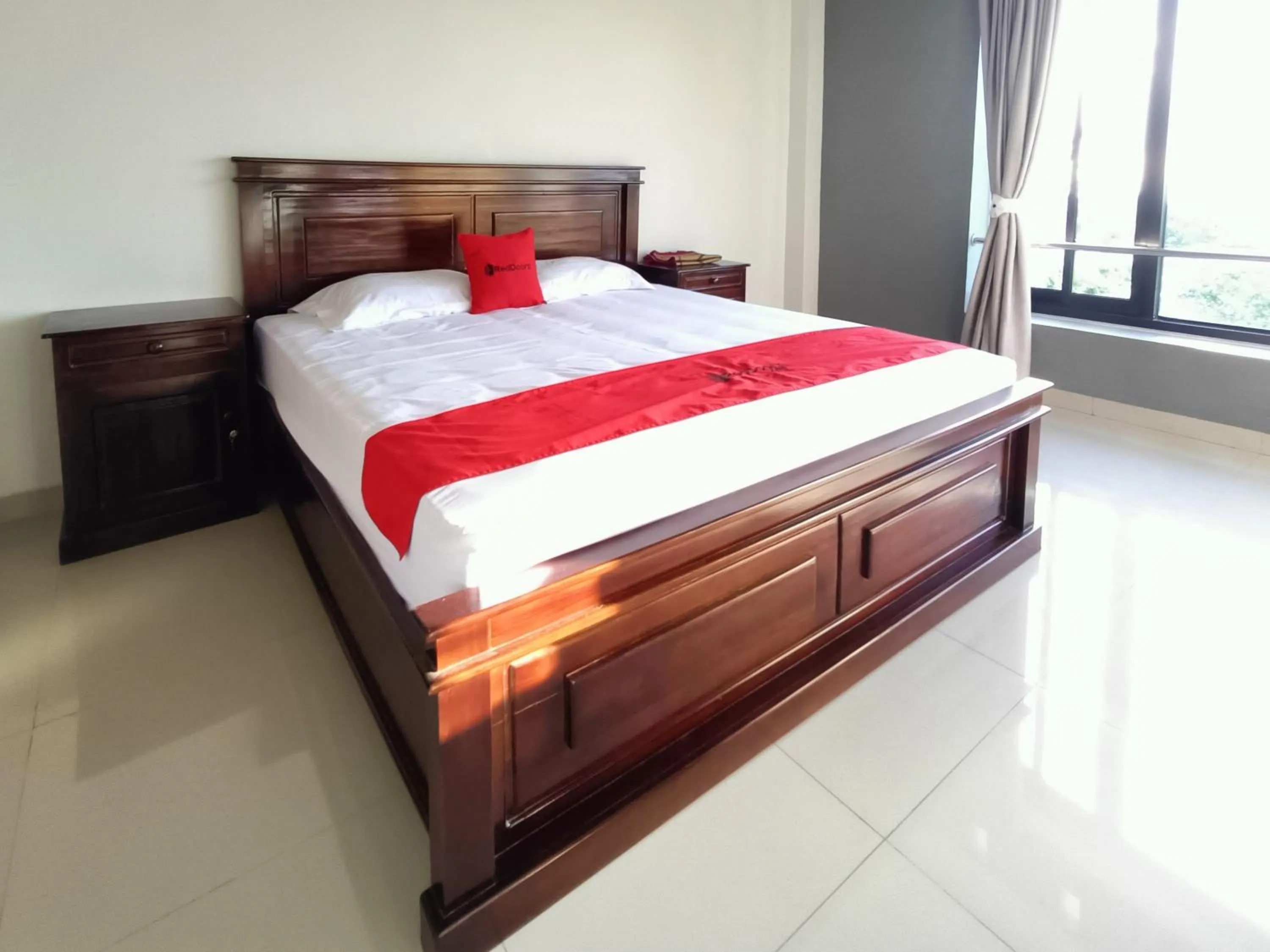Bed in RedDoorz @ Green Homestay Syariah Baubau