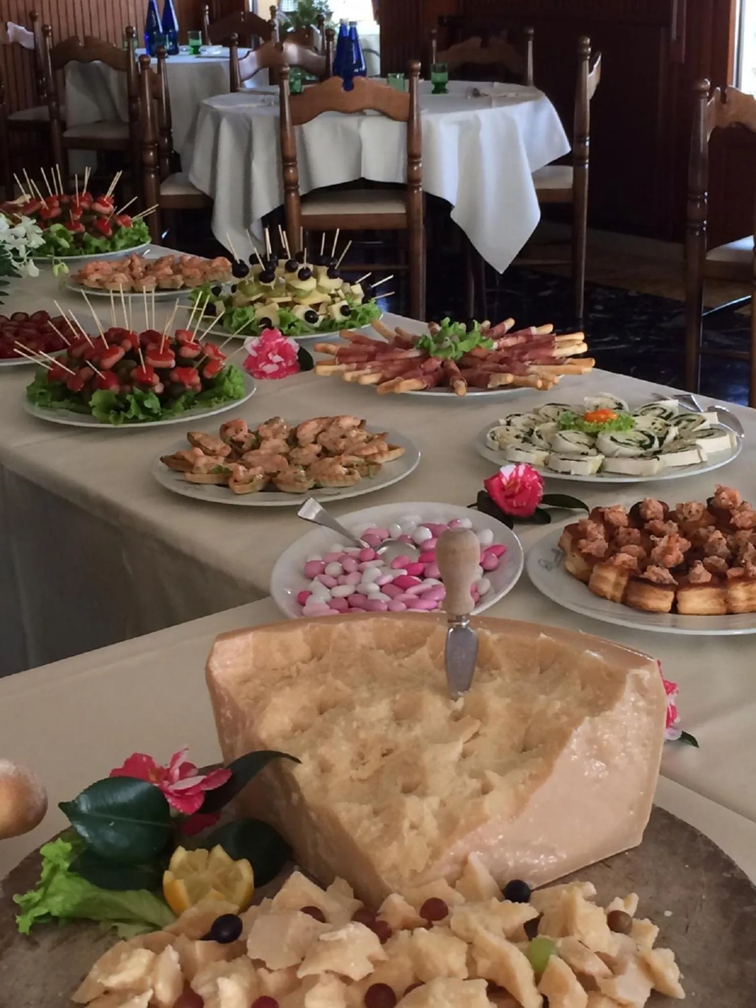 Food in Albergo Rusall