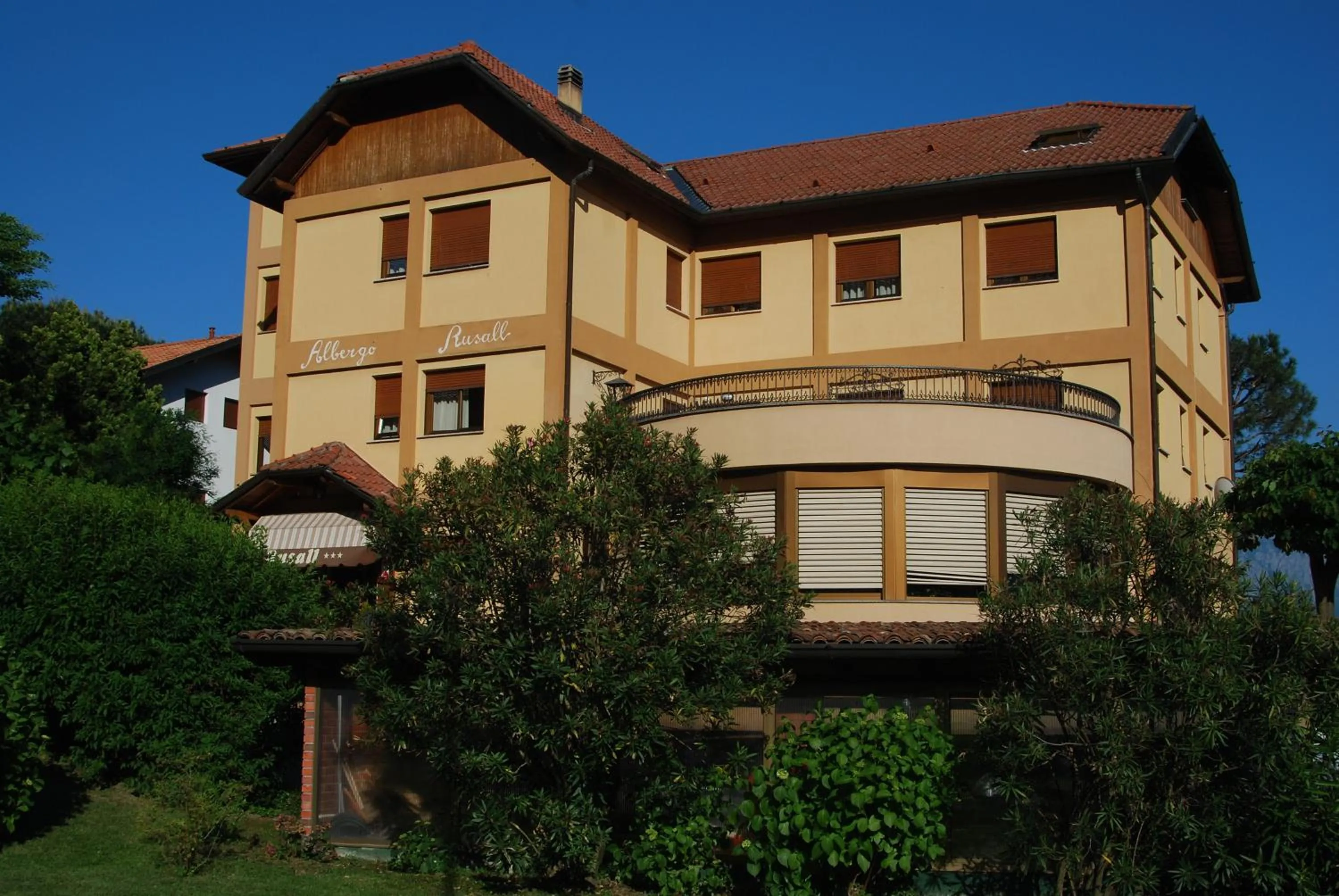 Facade/entrance in Albergo Rusall