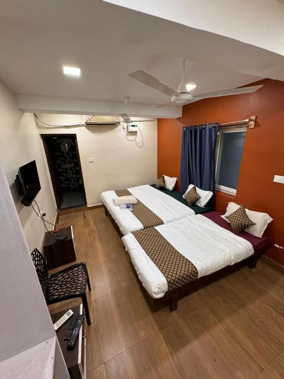 Bed in David Residency