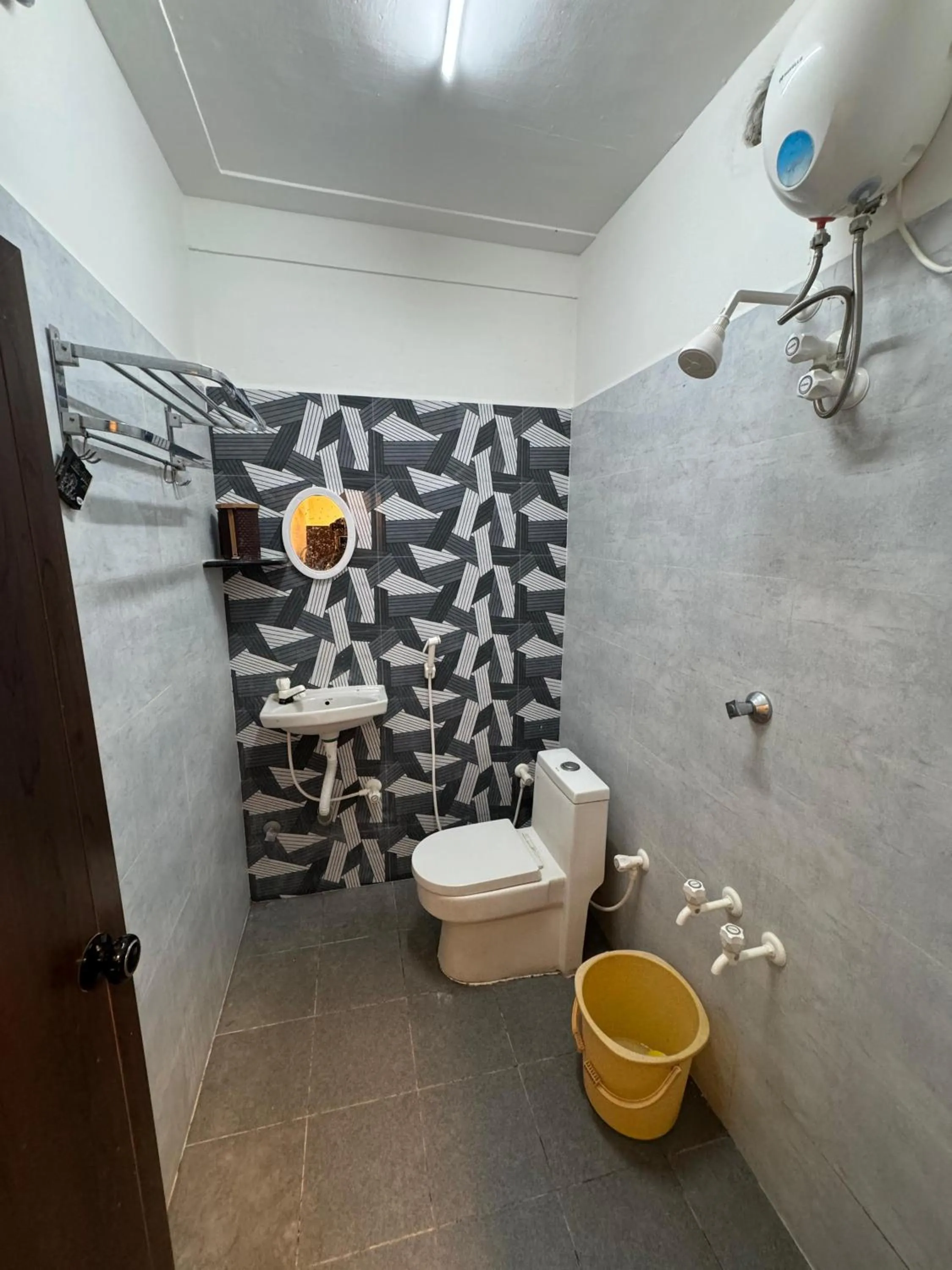 Bathroom in David Residency