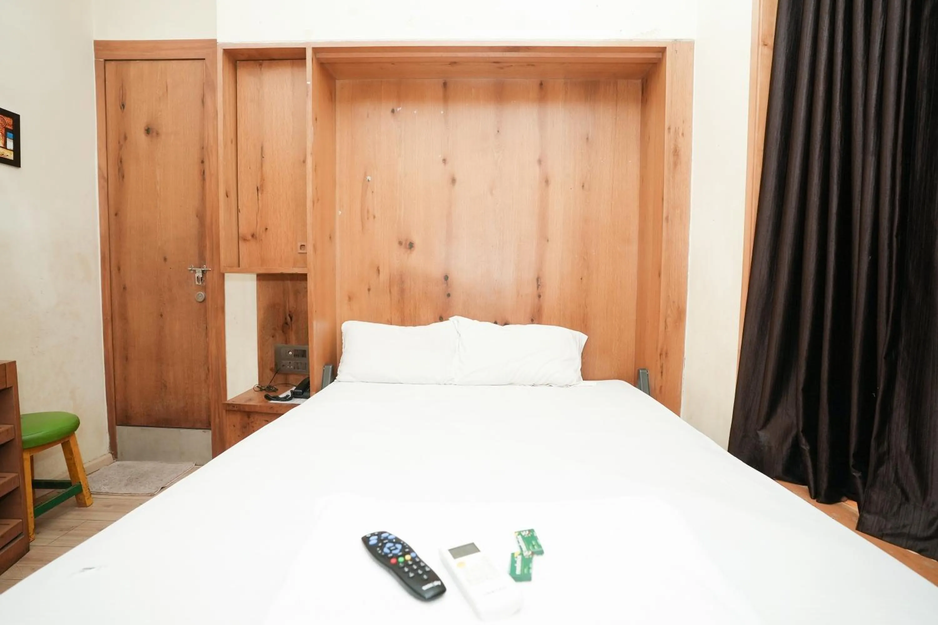 Photo of the whole room, Bed in Hotel Elegance Nx