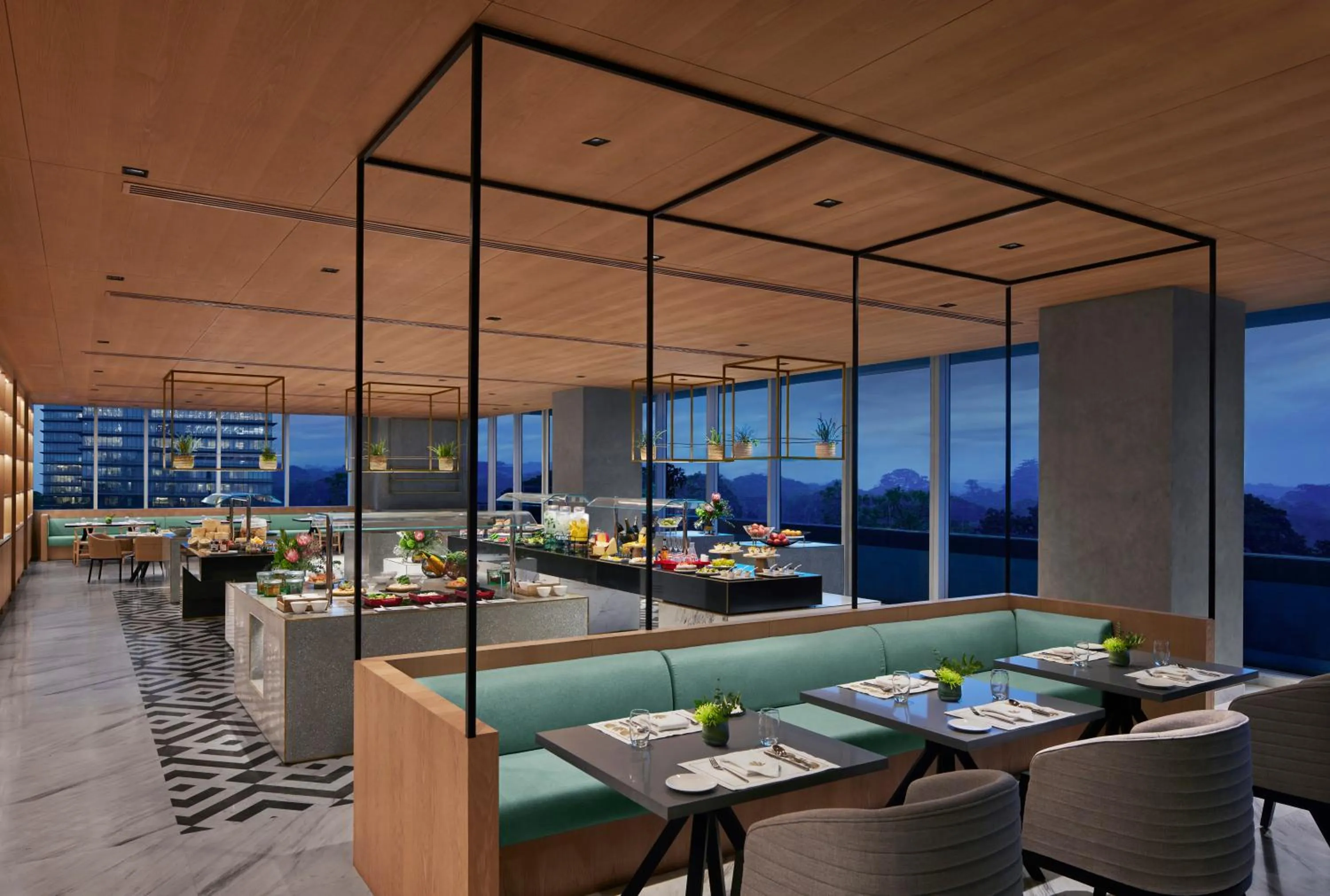 Restaurant/places to eat in Taj The Trees, Mumbai