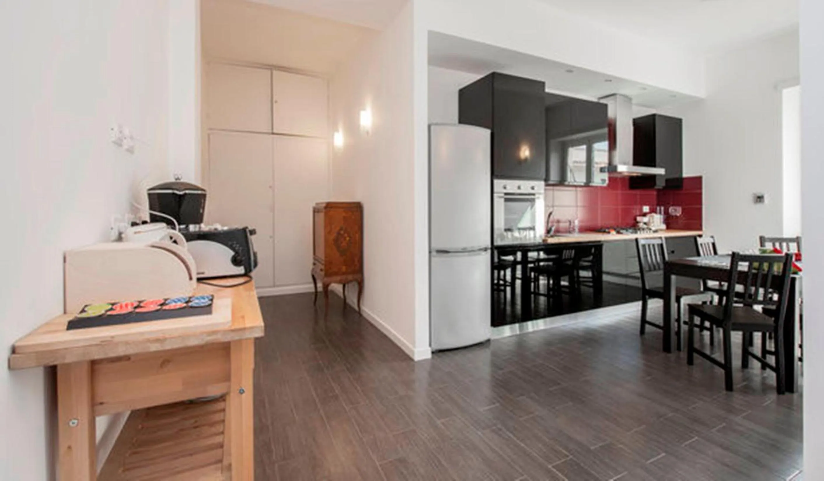 Kitchen or kitchenette in Bed & Puppets