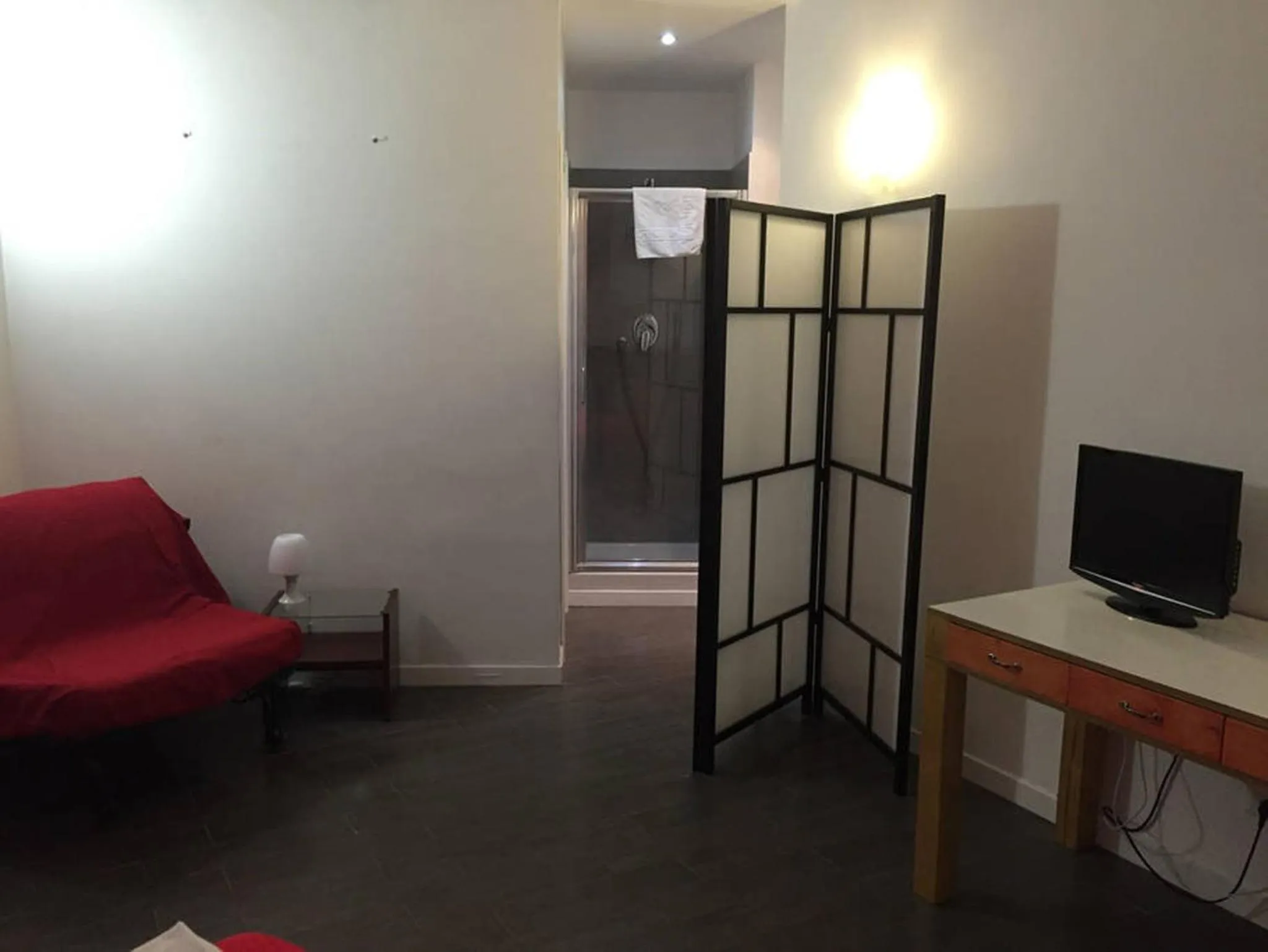 Decorative detail in Bed & Puppets