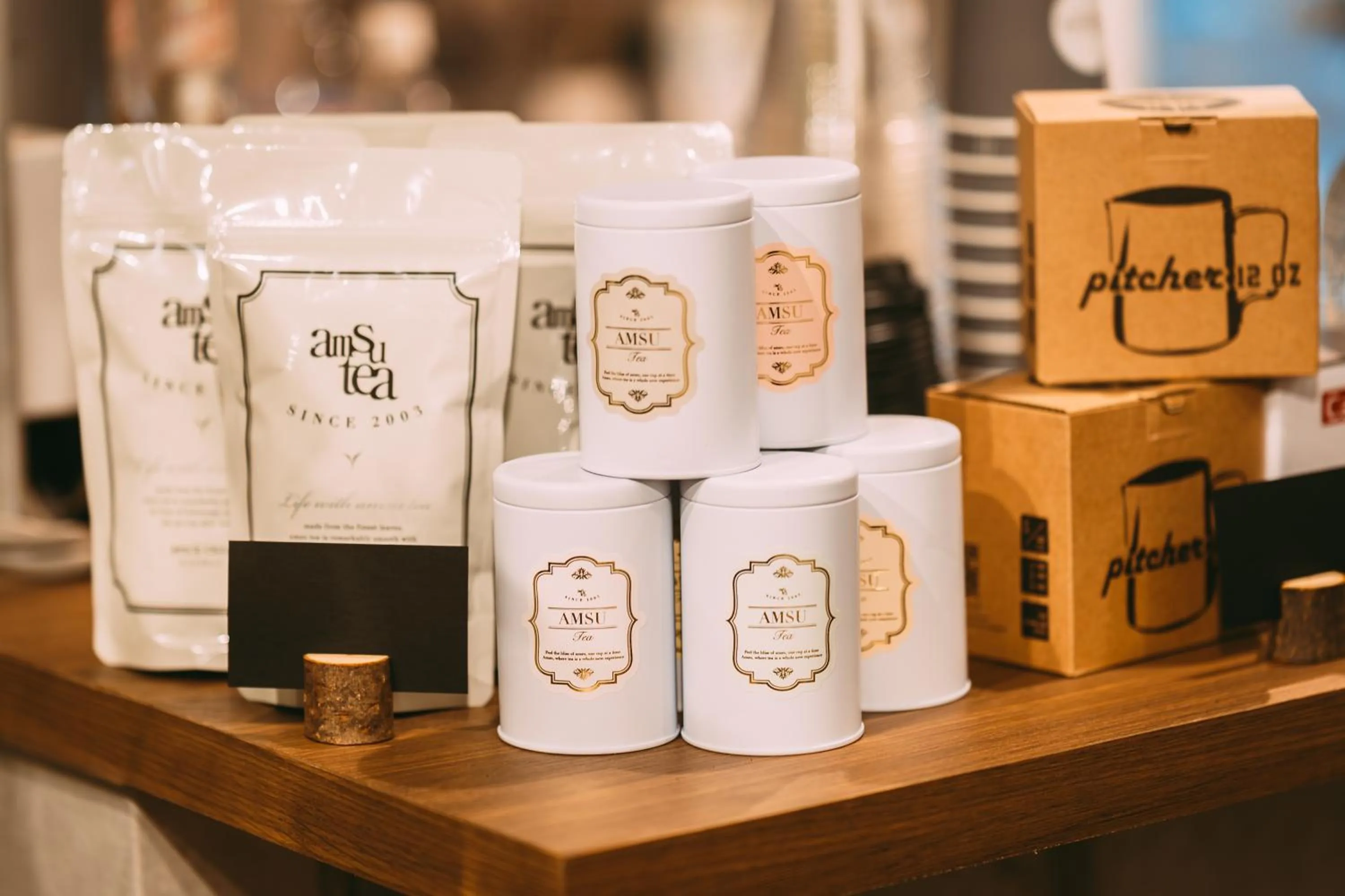 Lounge or bar in Tokyo Guesthouse HIVE