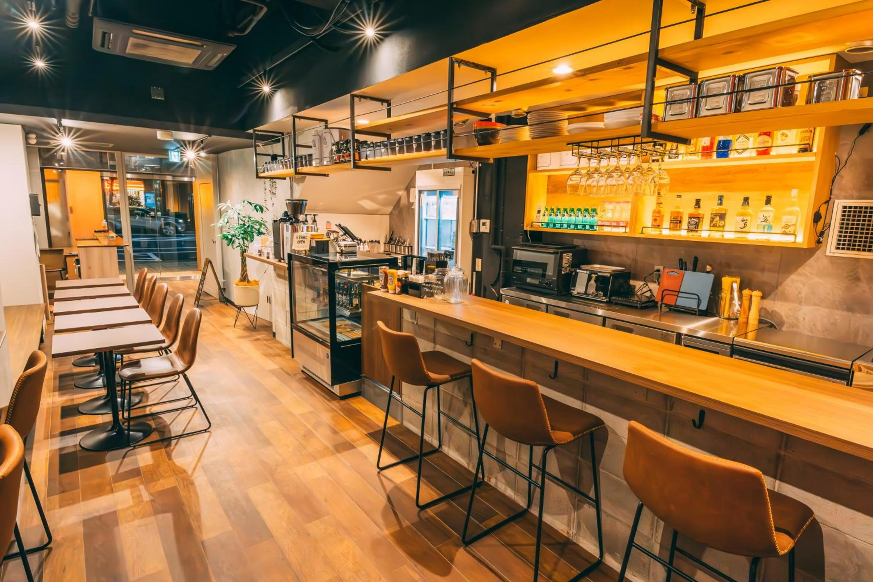 Lounge or bar in Tokyo Guesthouse HIVE