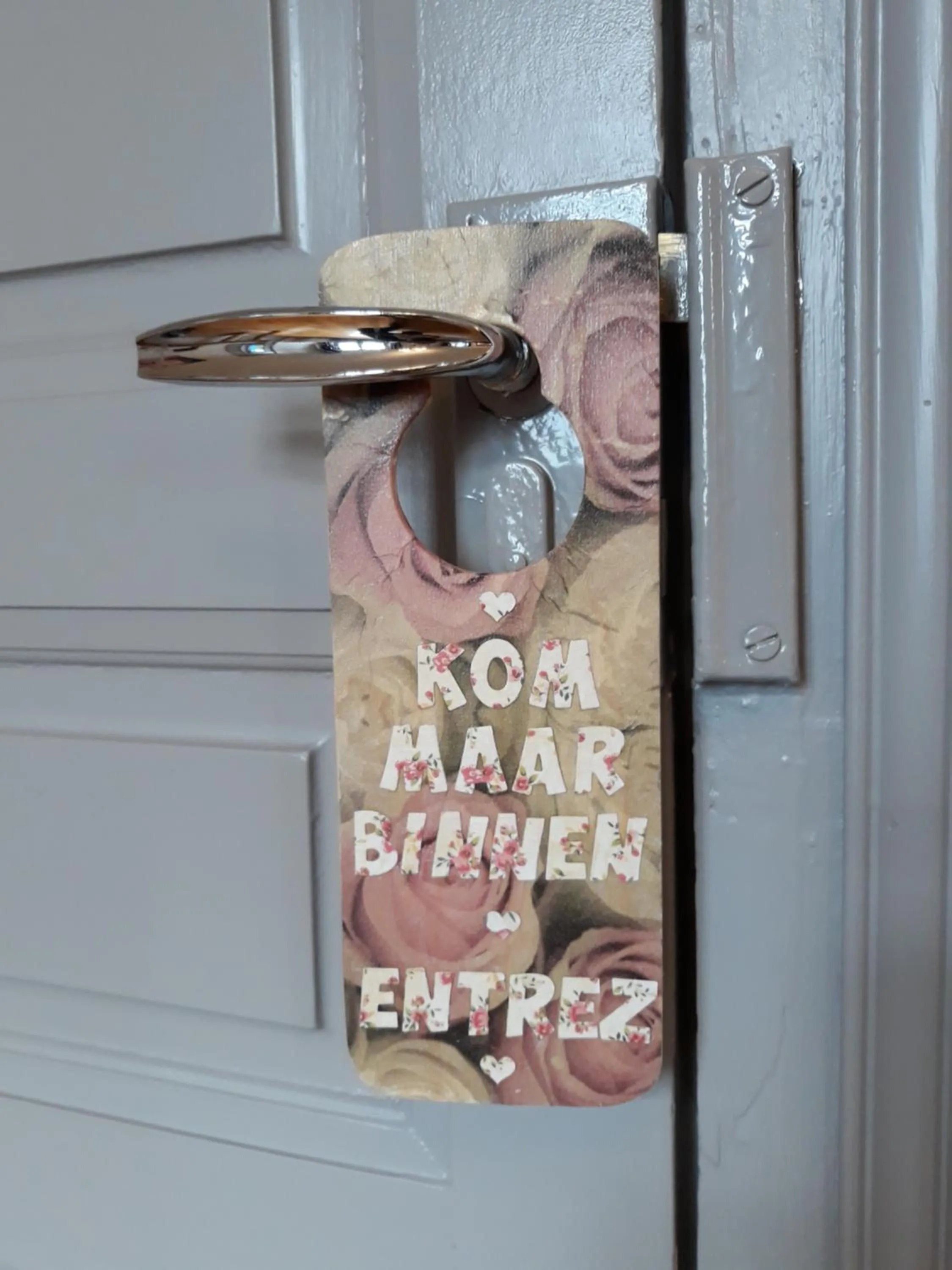 Decorative detail in Le Parc des 4 Saisons