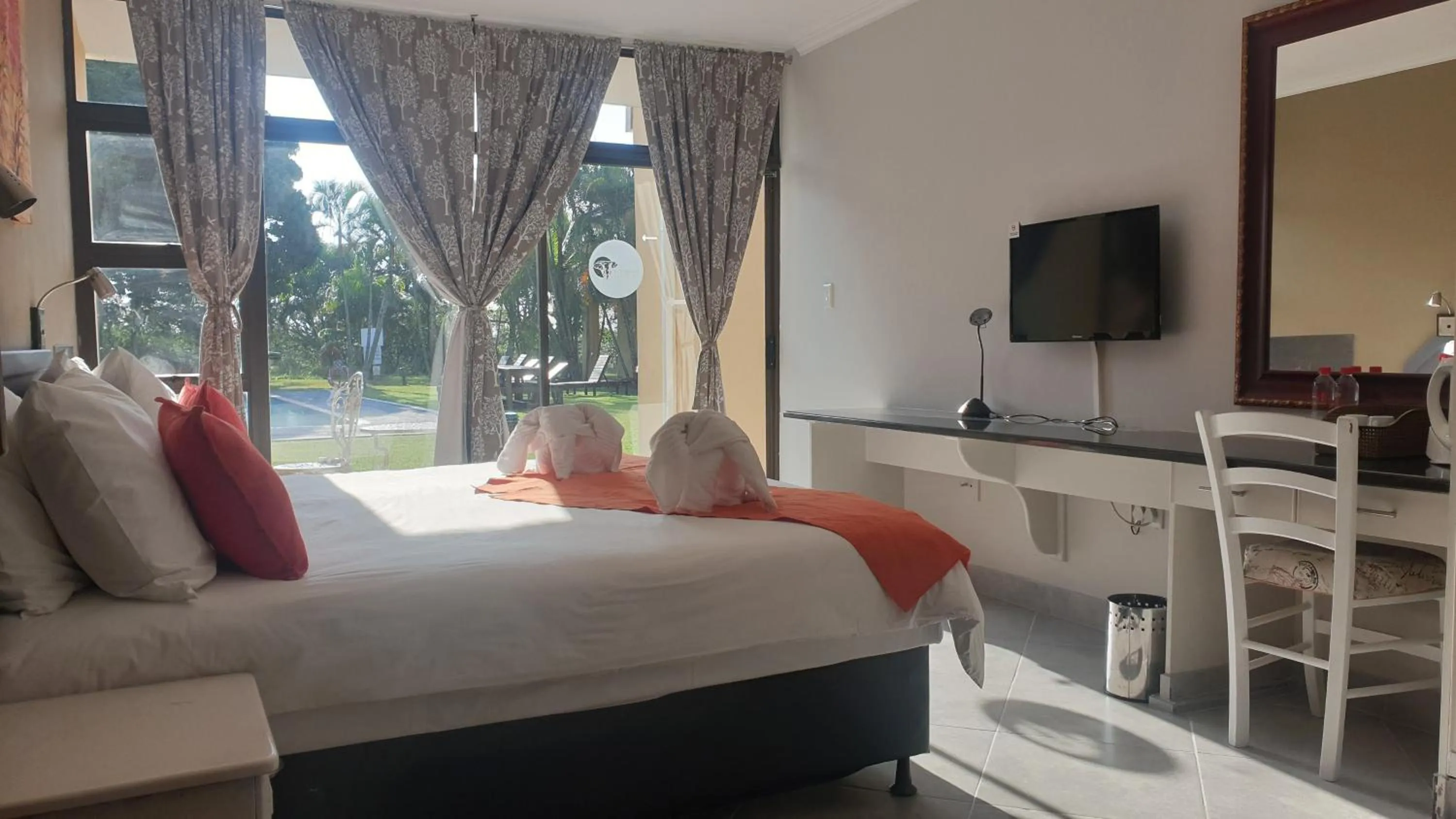 Property building in Elephant Lake Hotel