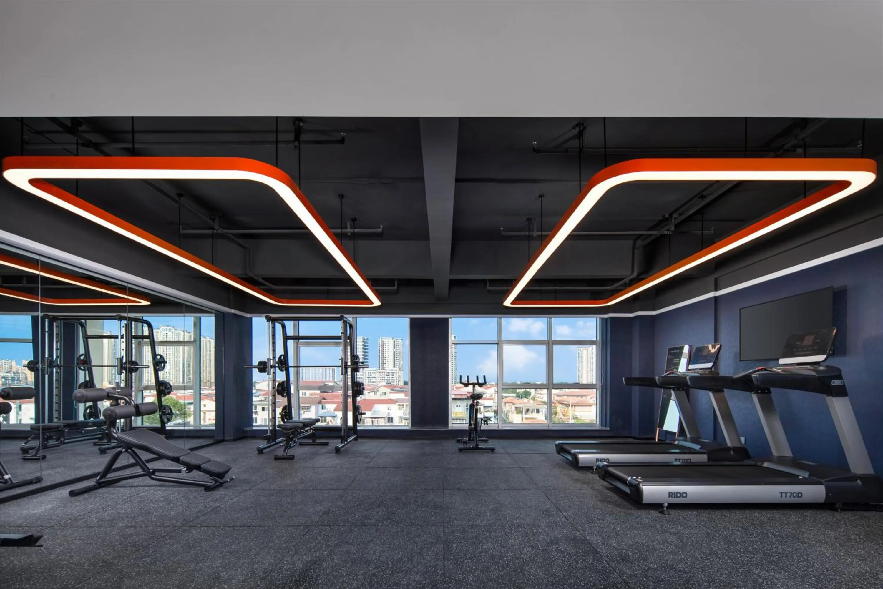 Fitness centre/facilities in Holiday Inn Express Mianyang Sci-Tech City by IHG