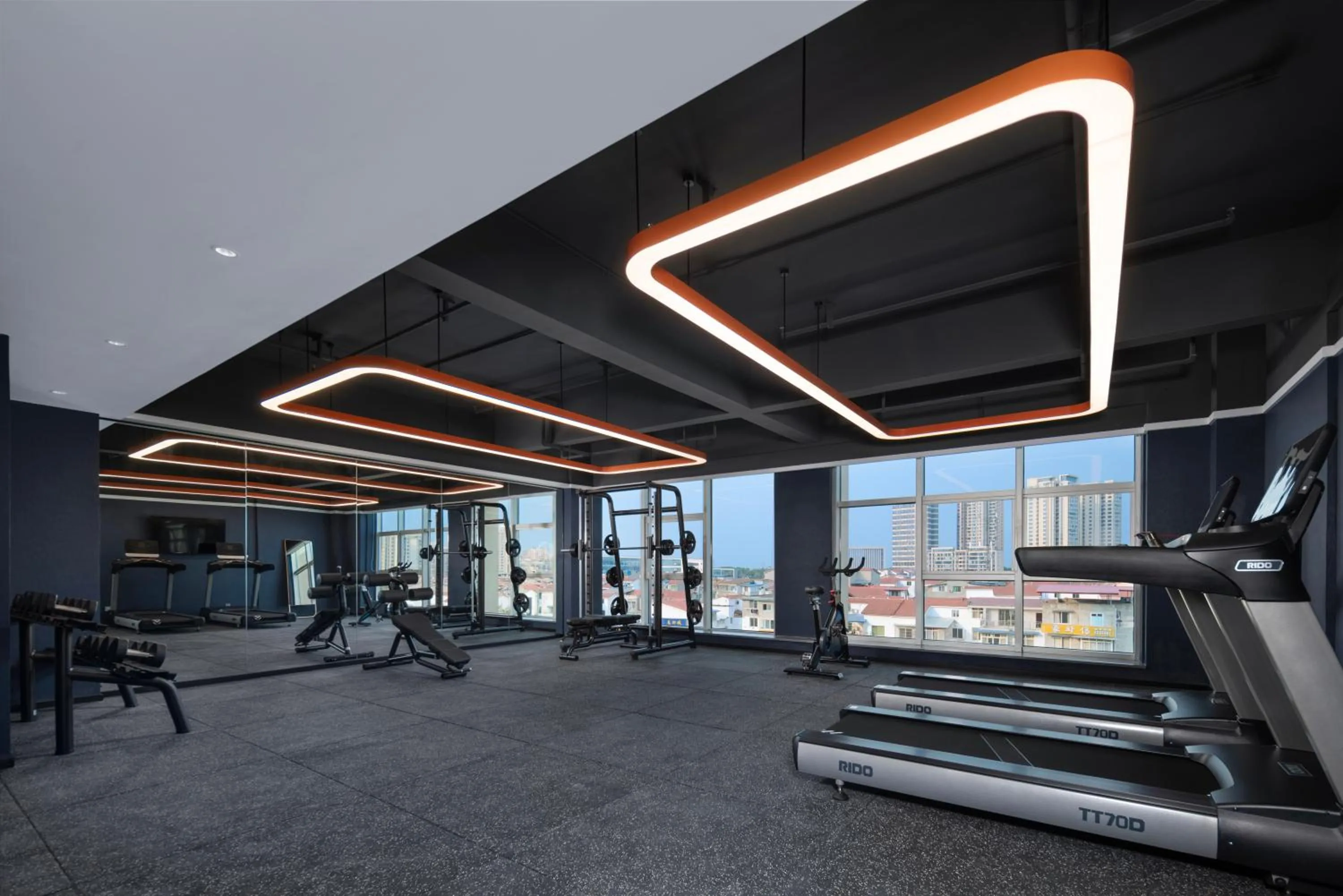 Fitness centre/facilities in Holiday Inn Express Mianyang Sci-Tech City by IHG