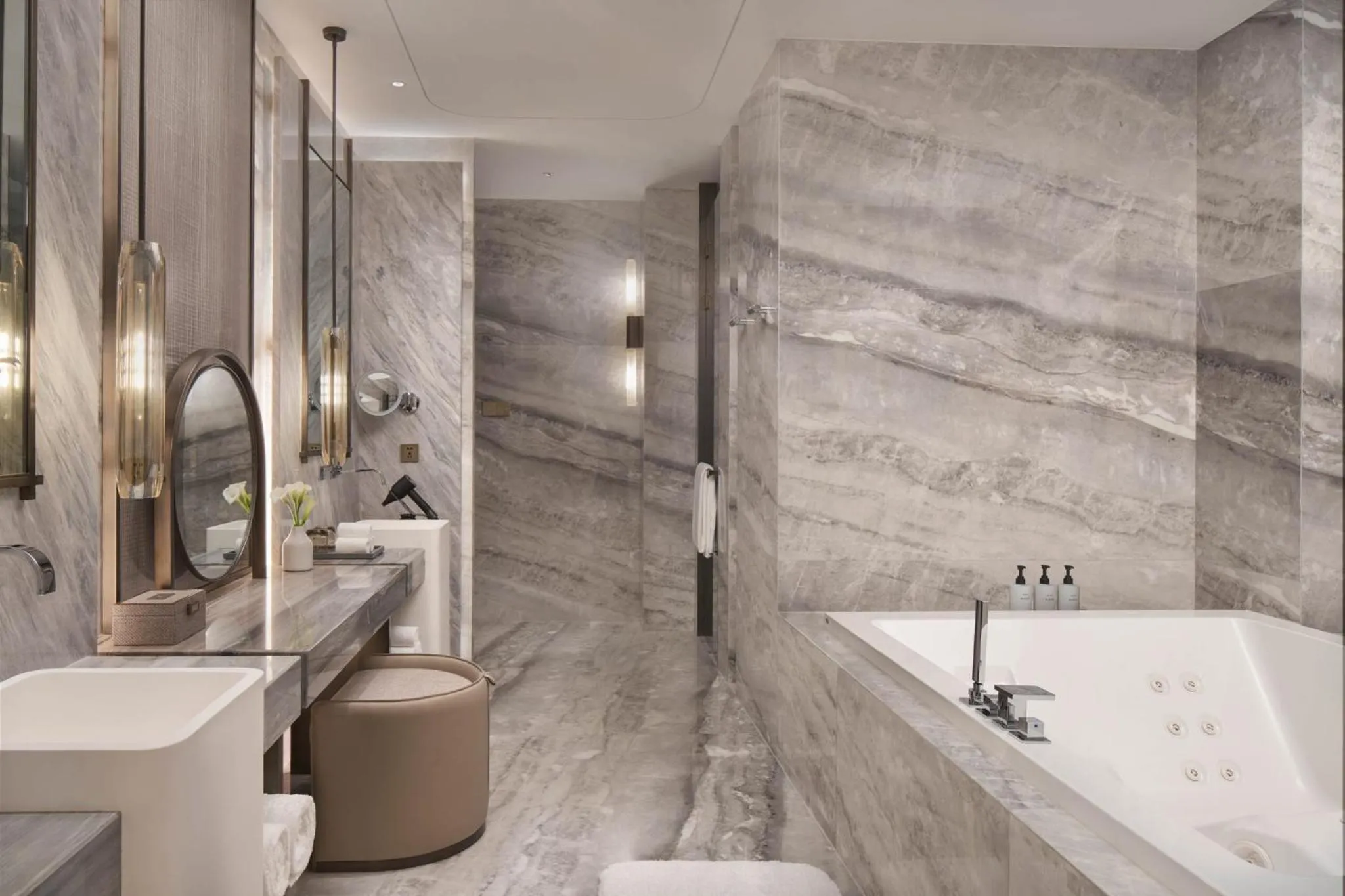 Photo of the whole room in InterContinental Hotels Zhengzhou