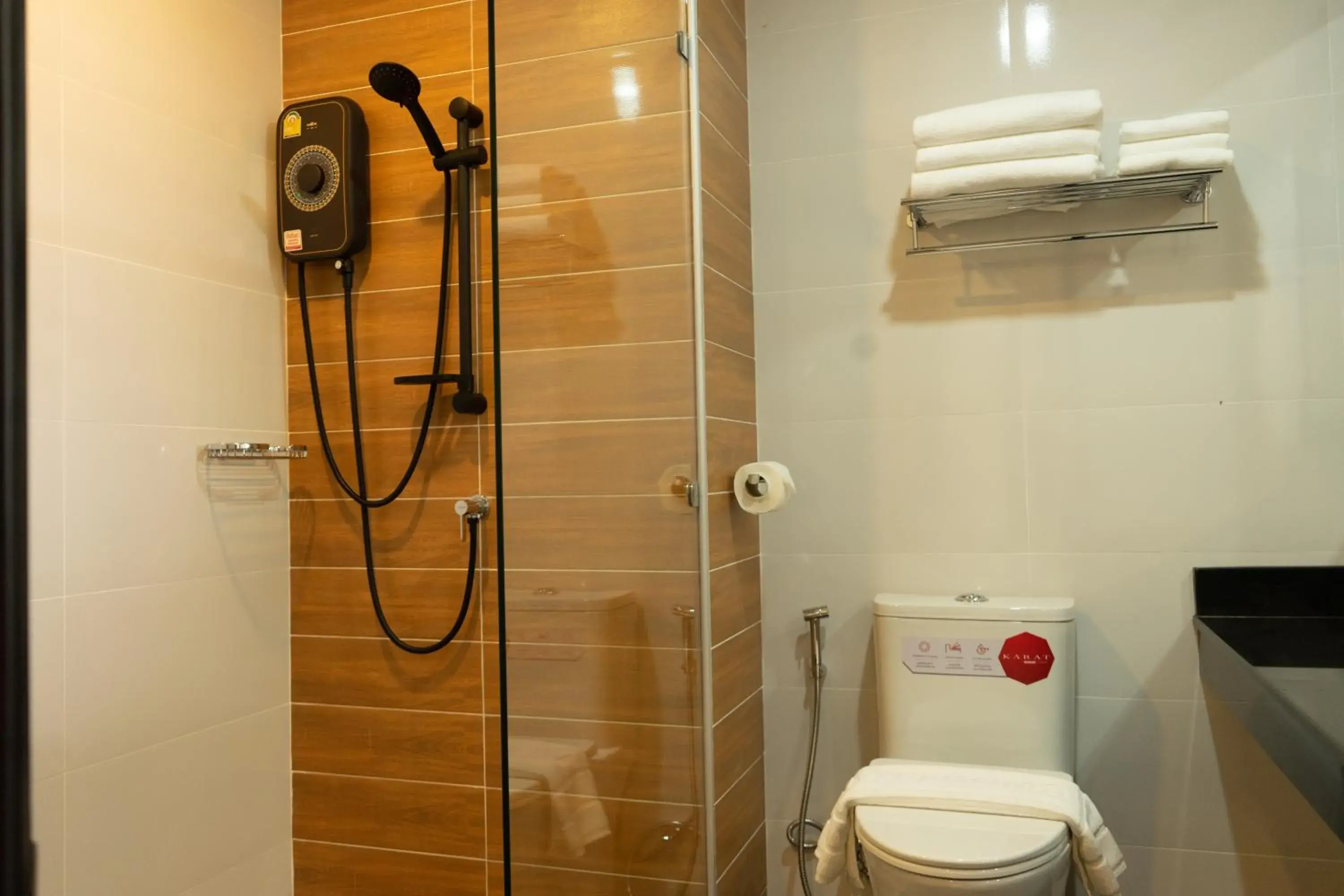 Deluxe King Room in Mountain&Sea Hotel Prachuap Deluxe King Room in Mountain&Sea Hotel Prachuap