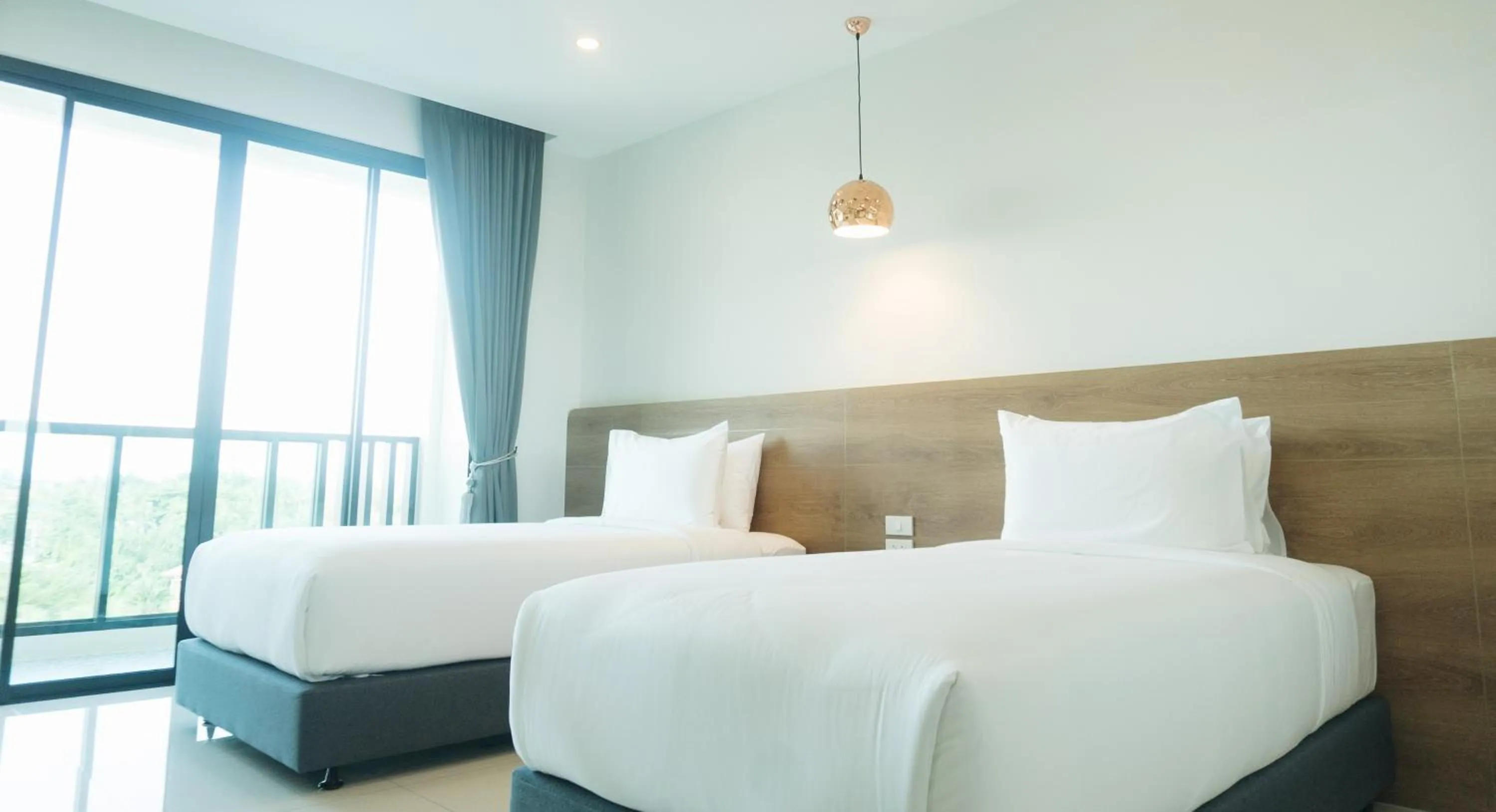 Bed in Mountain&Sea Hotel Prachuap