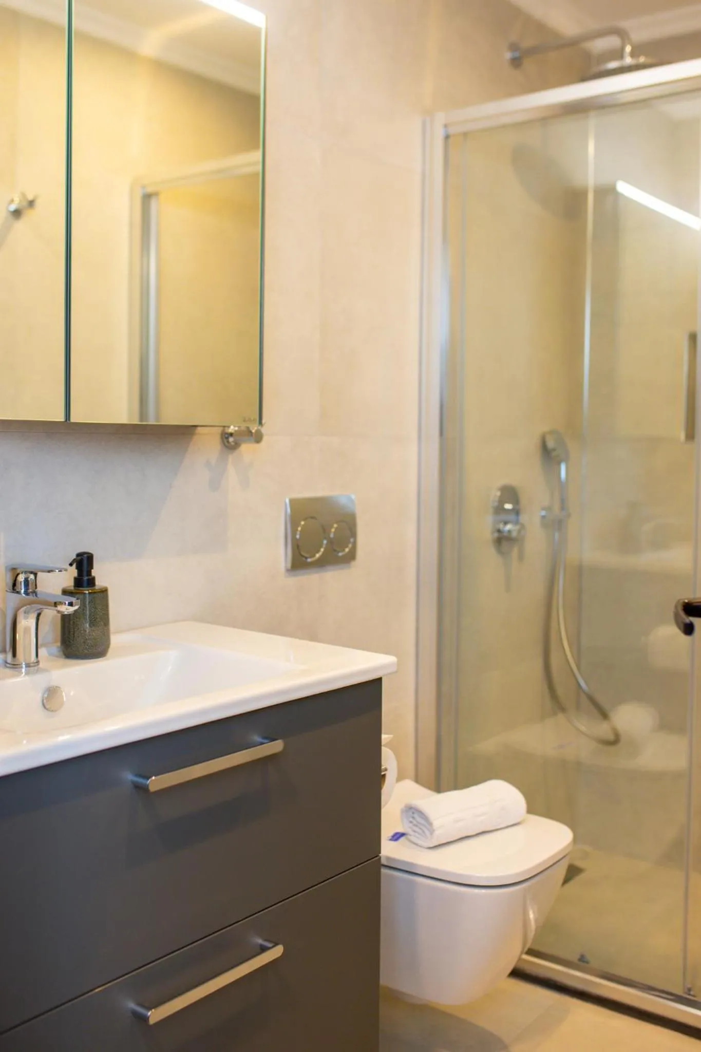 Shower in Blue Point Hotel Yalikavak