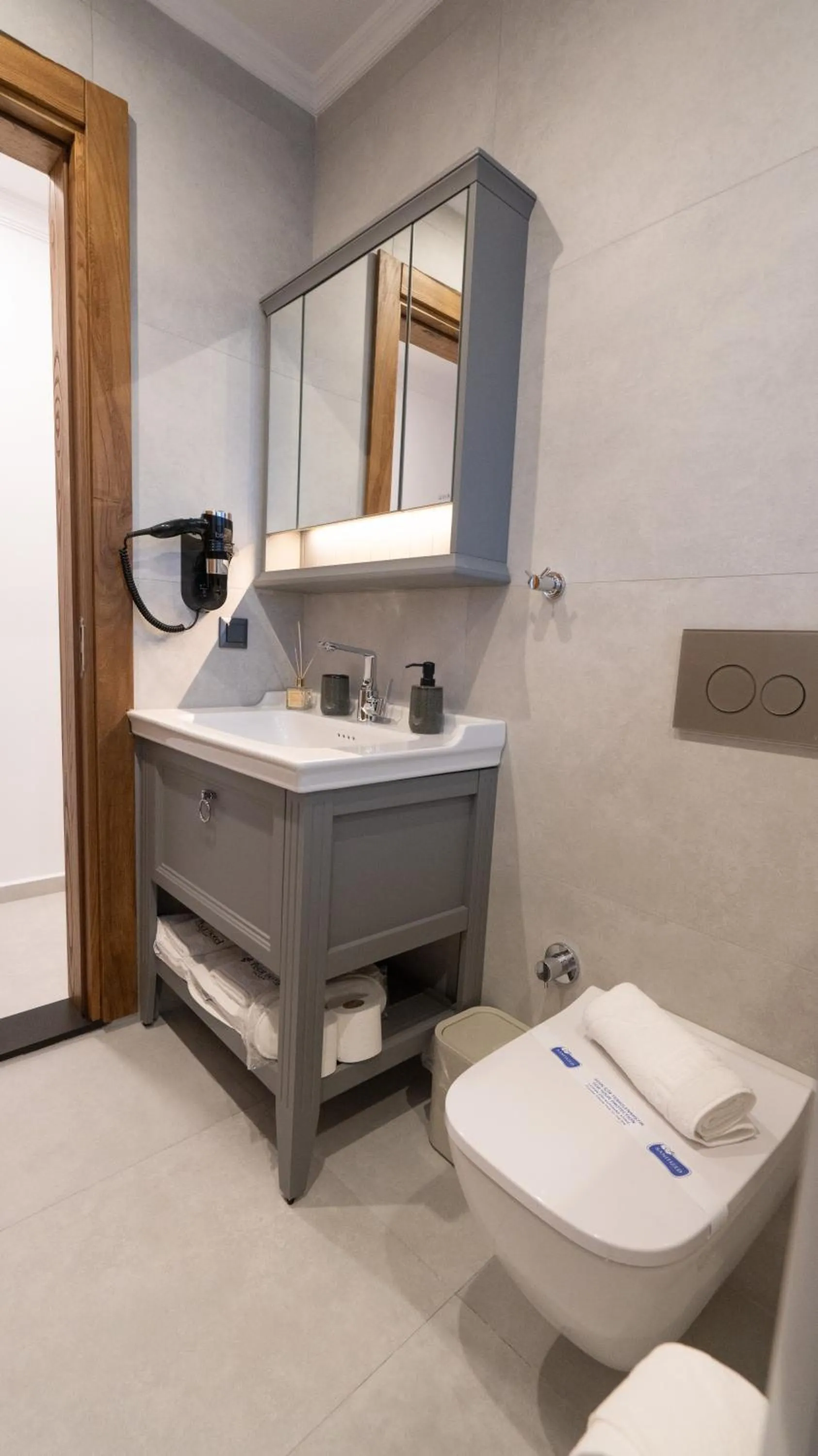 Toilet in Blue Point Hotel Yalikavak