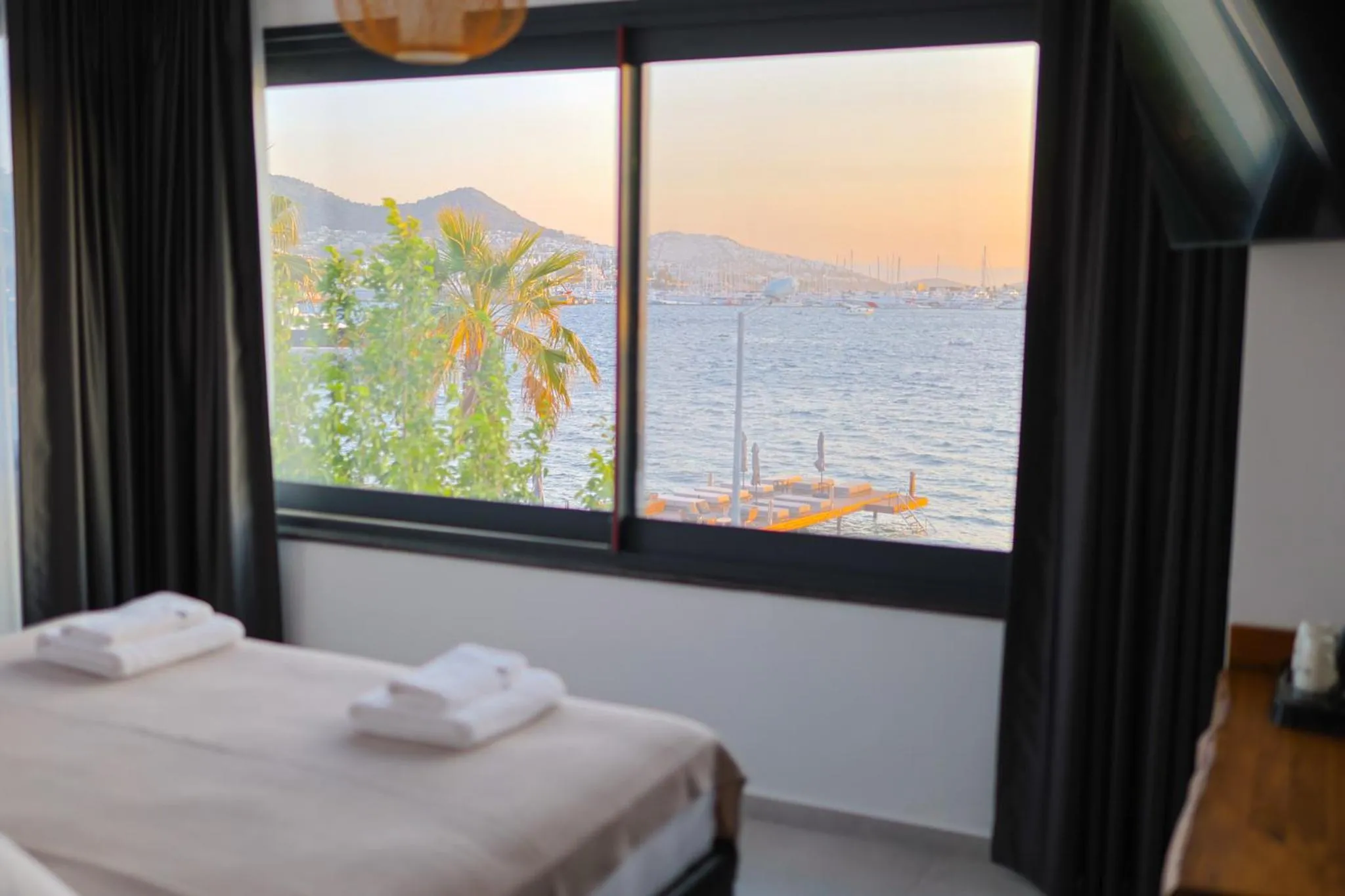 Bed in Blue Point Hotel Yalikavak