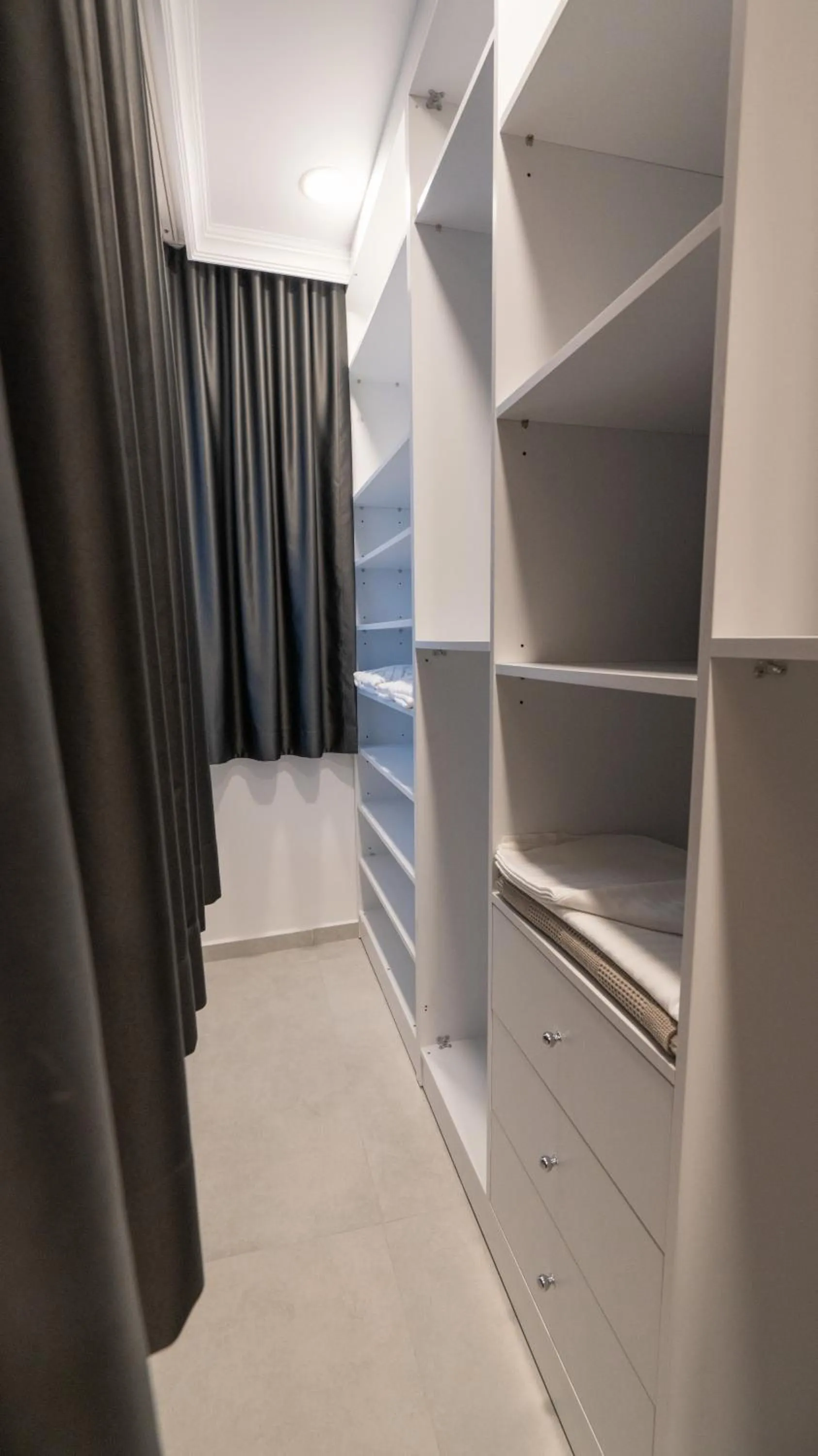 wardrobe in Blue Point Hotel Yalikavak