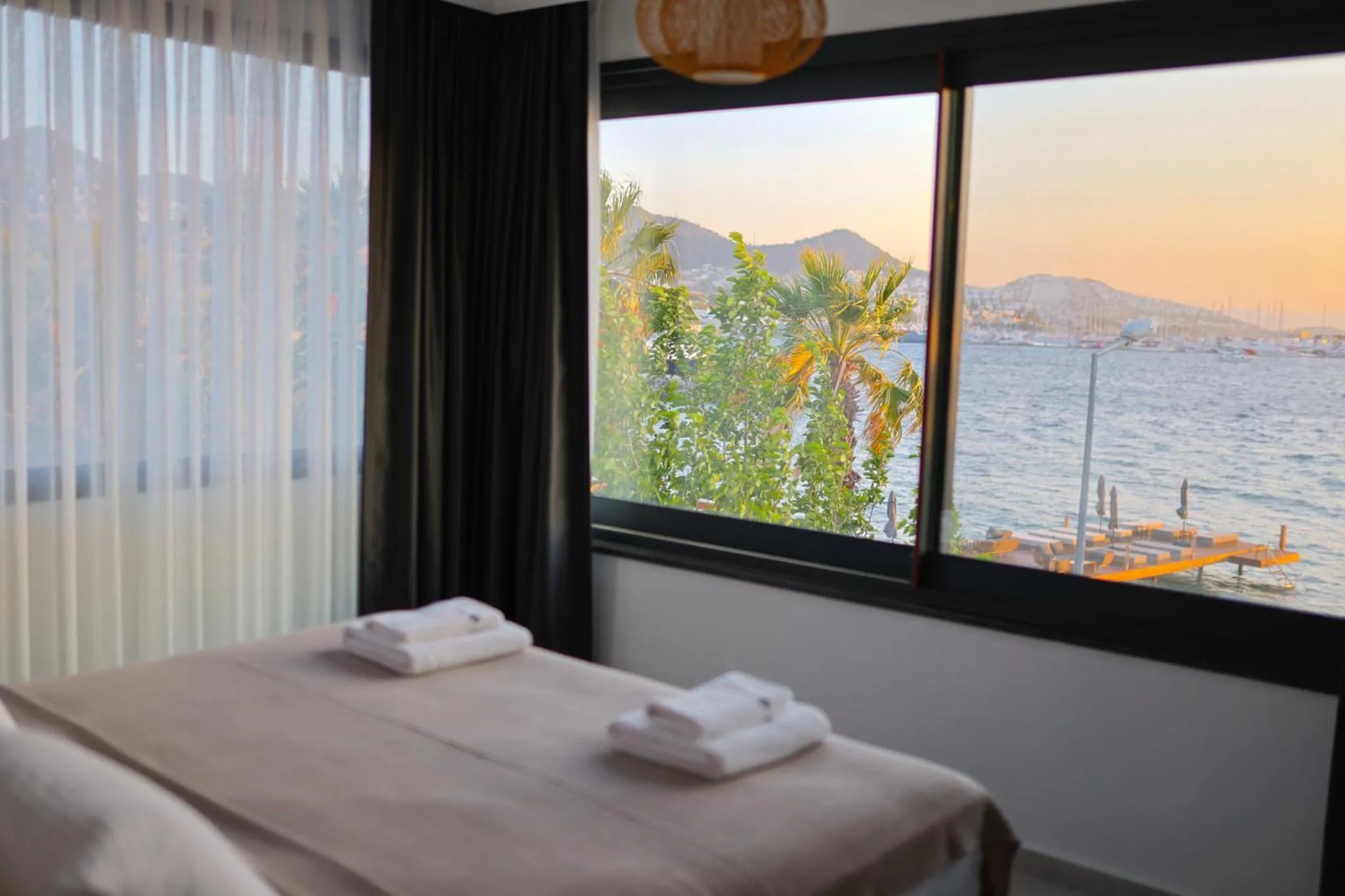 Bed in Blue Point Hotel Yalikavak