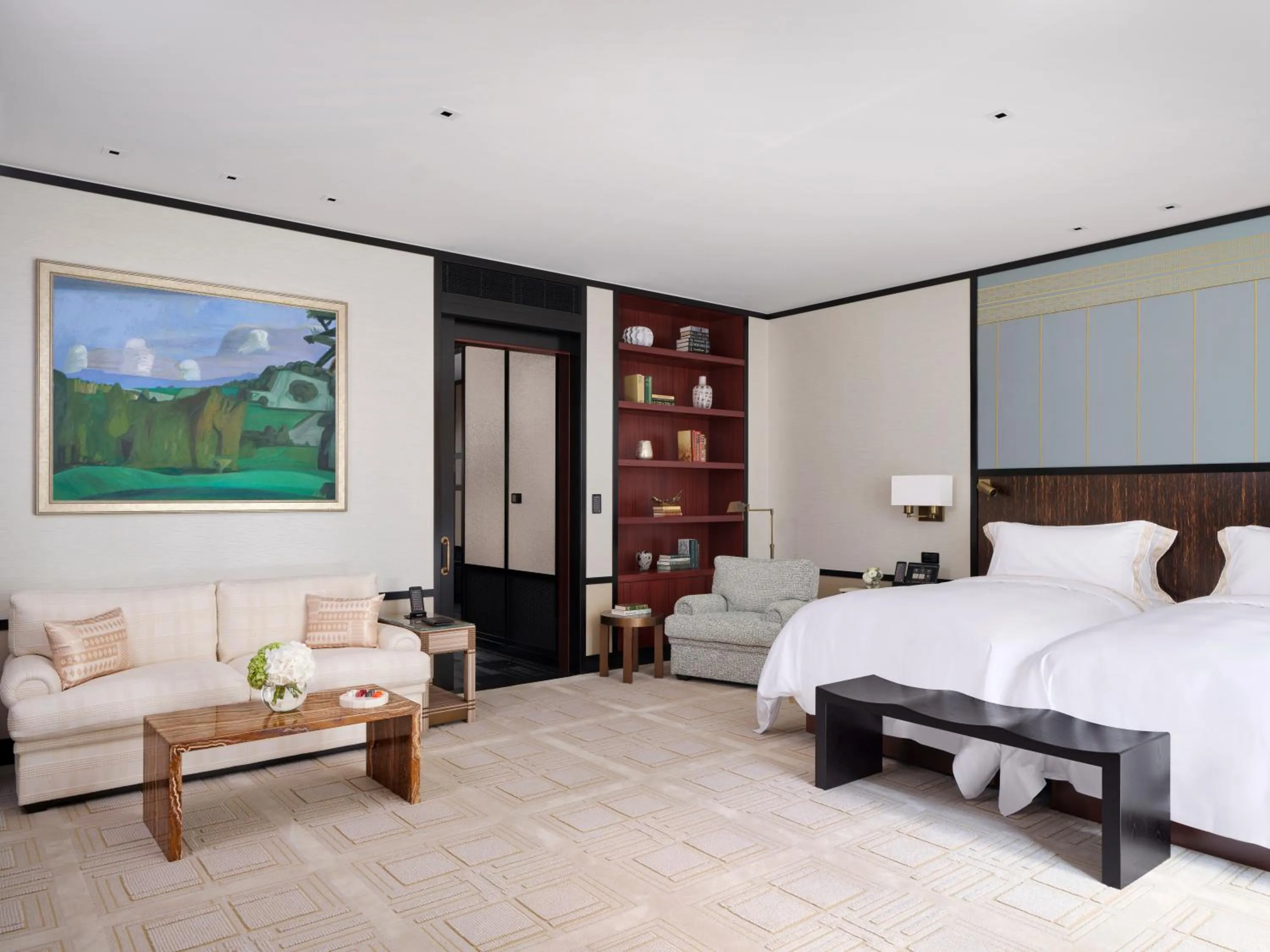 Bed in The Peninsula London